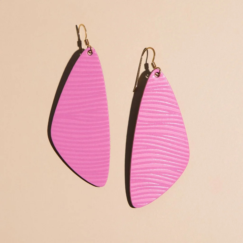 Orchid Beach Wave Evie Organic Drop Earrings | Nickel and Suede