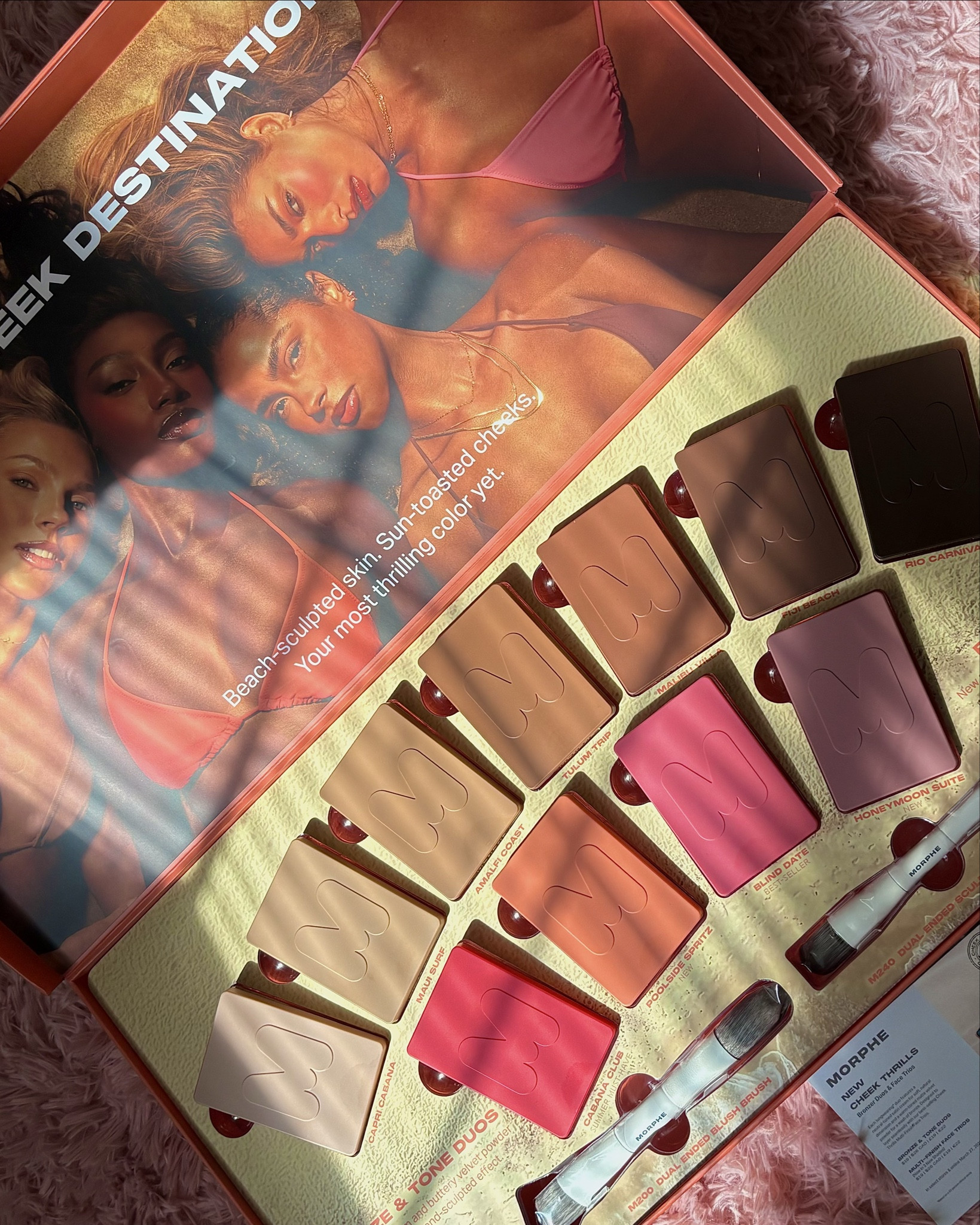 Let’s get cheeky with Morphe 🤭 

How freaking gorgeous is this pr package from them ? 📦 
It’s screaming summer in the most cheekiest way 😉🏖️🌺👙
Thank you so much Morphe 💖

#LTKBeauty #LTKdayinmylife #LTKstorytime