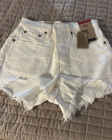 You know I love my Levi’s 501 jean shorts- so of course I needed them in white denim! And they are sooooo good!

The pair I purchased is a creamy white- I’ll link a brighter white as well!

xoxo
Elizabeth 

#LTKSeasonal #LTKover40 #LTKfindsunder100