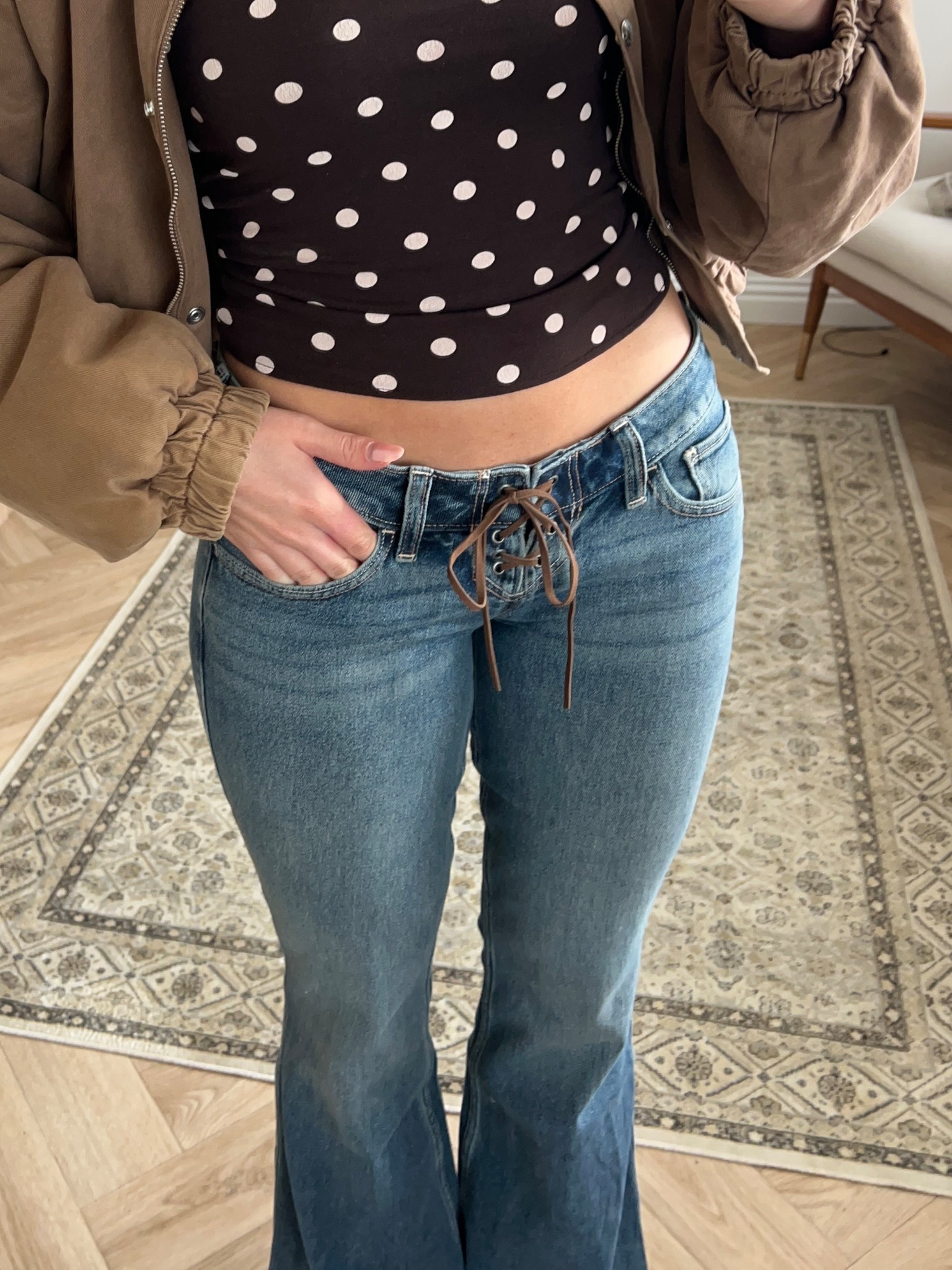 Hollister lace up flare jeans! X low rise vibes I wear size 6 W26 so I chose to size down as I’m between 26-28