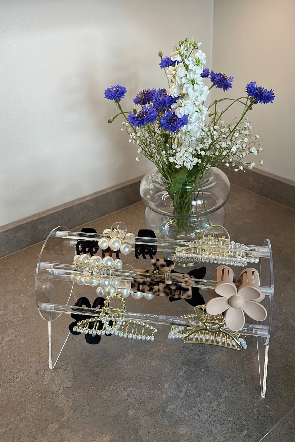 Claw clip organizer - claw clips cute - flowers - organization - cute vase - flowers 

#LTKFindsUnder50 #LTKHome #LTKBeauty