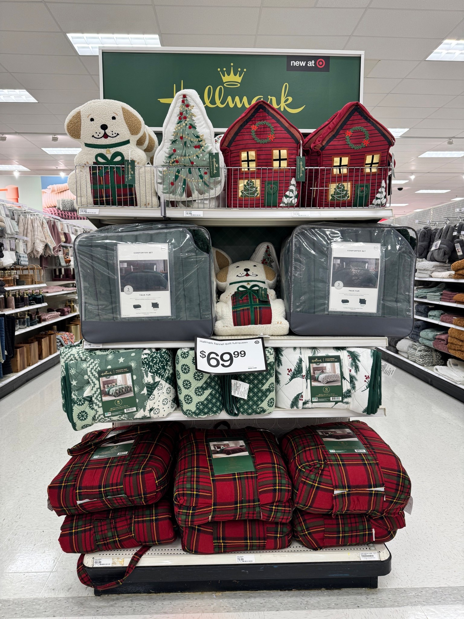 Only at Target: Hallmark Christmas Bedding! 

#LTKHoliday #LTKHome #LTKSeasonal
