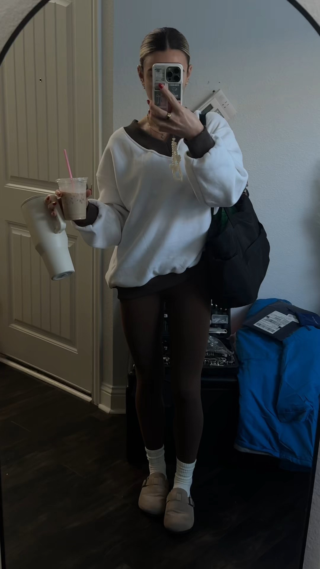 been living in brown lately & obsessed with this crewneck 🤎🤍

#LTKActive #LTKSeasonal #LTKFindsUnder50