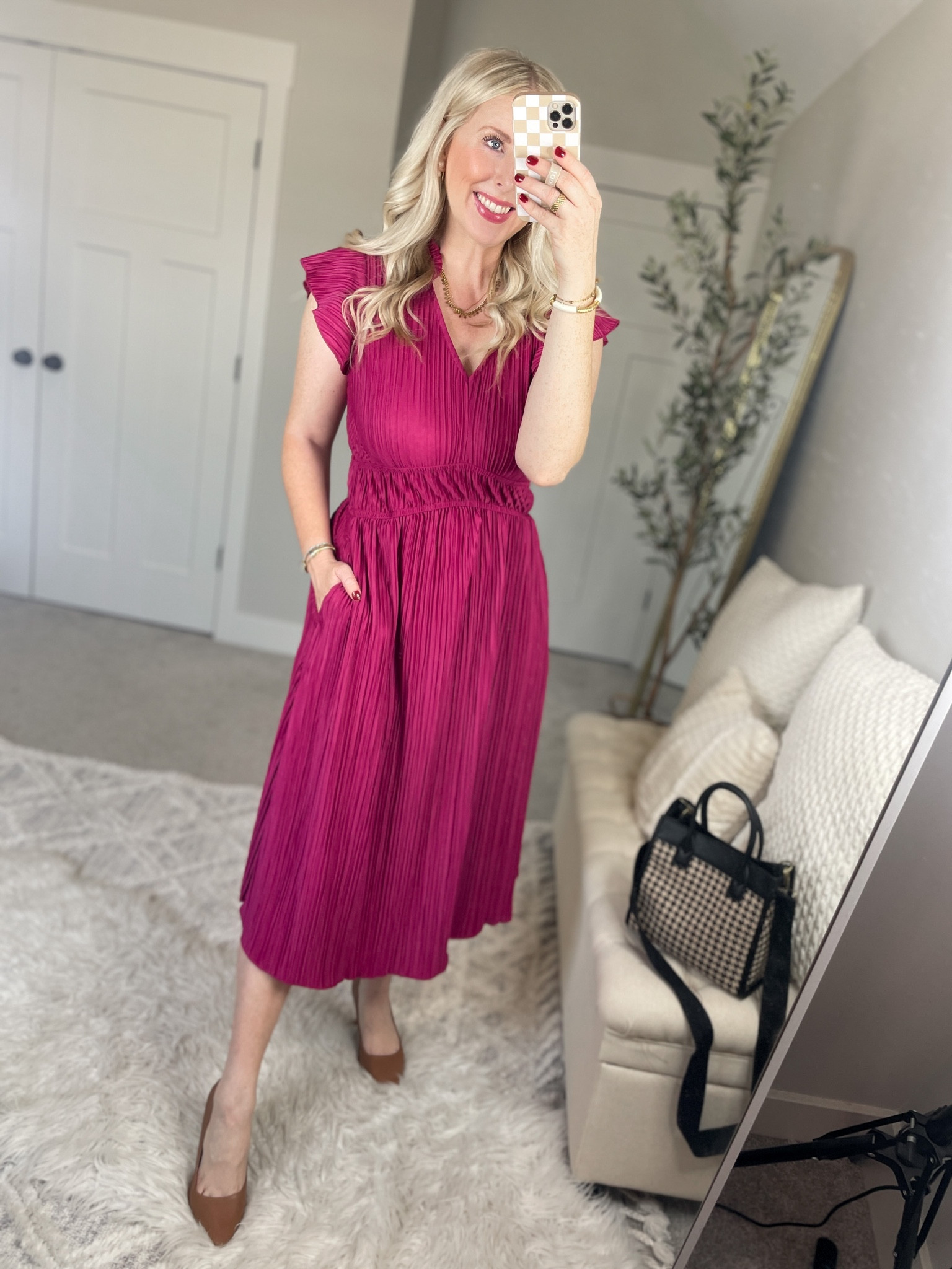 Weekend Walmart wins try on 
Midi dress- medium 

#LTKwedding #LTKSeasonal #LTKfindsunder50