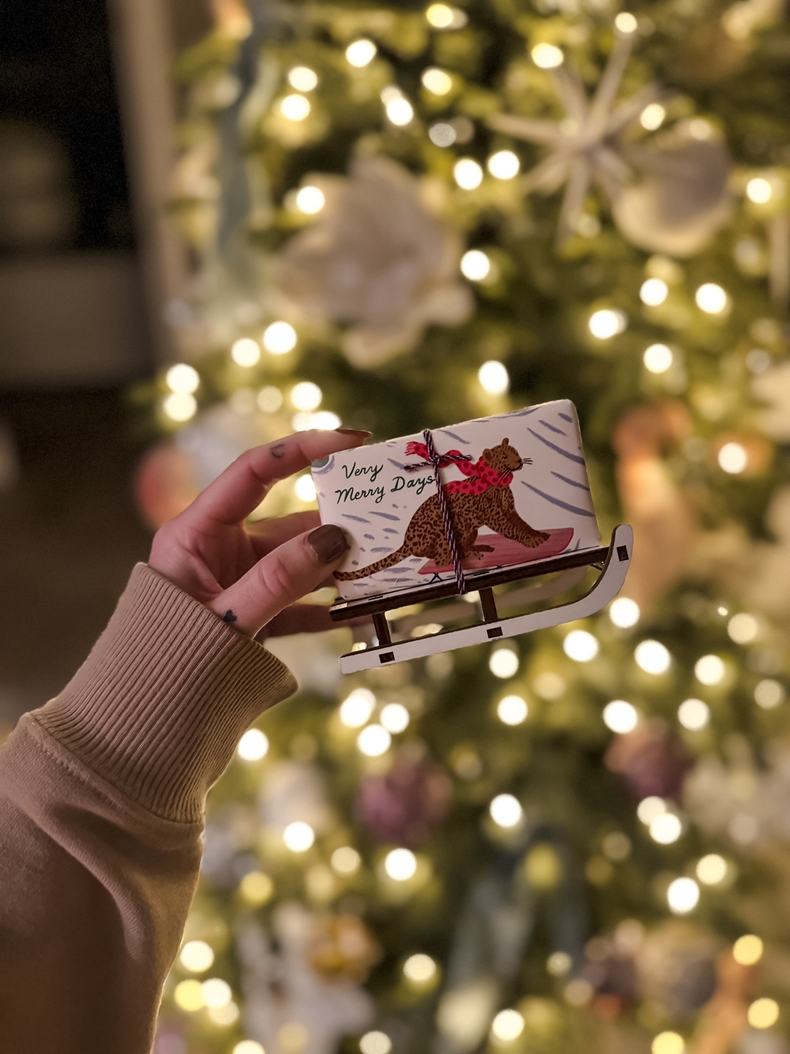 Cute hostess gift idea alert from Anthropologie this cute soap is a festive addition to the guest bathroom powder room! Christmas home decor and decorations 