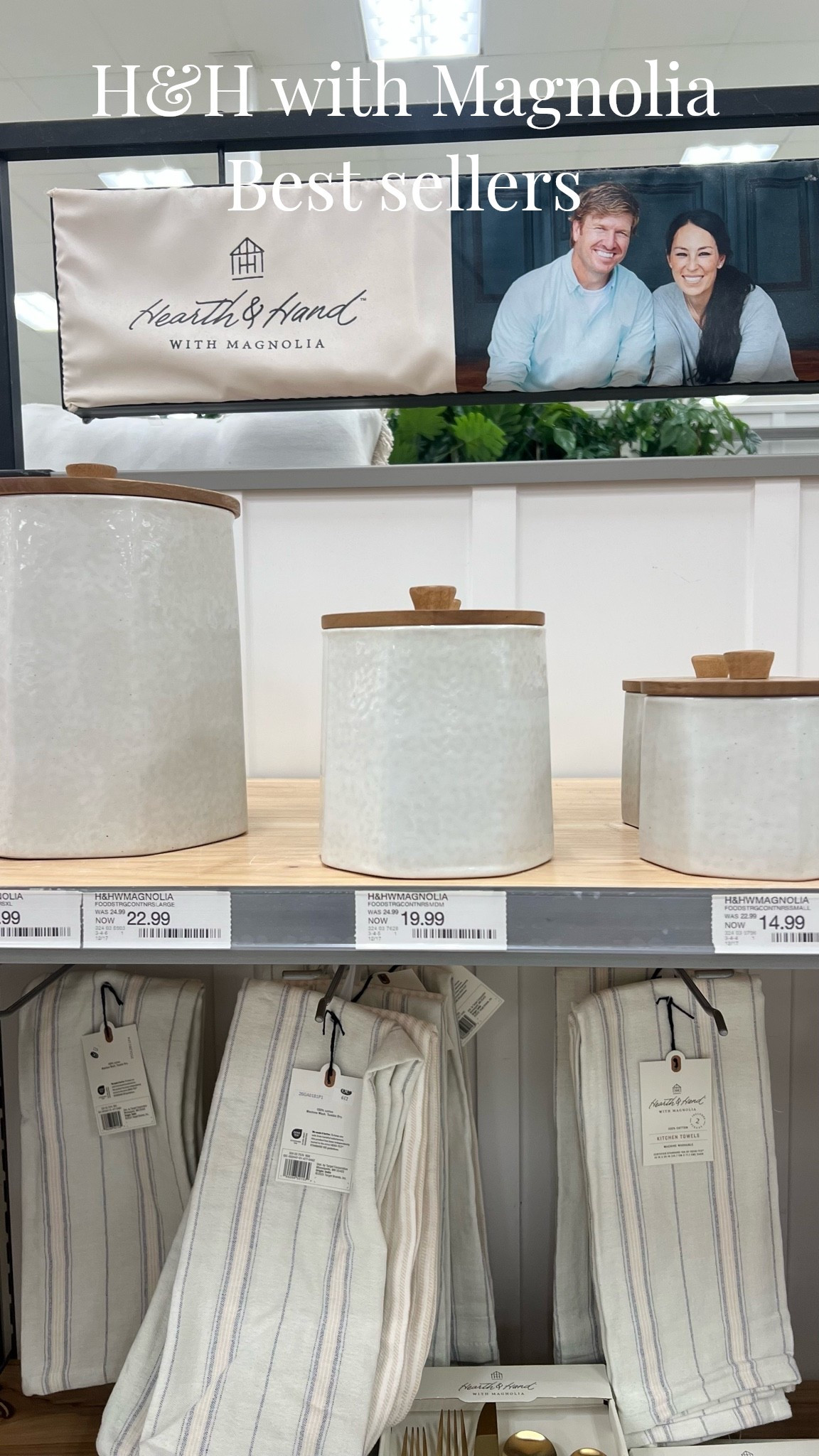 Estos canisters son tan hermosos que no pueden faltar en tu cosina 🥰👌
#kitchencanisters 
#canisters #kitchendcor #magnolia