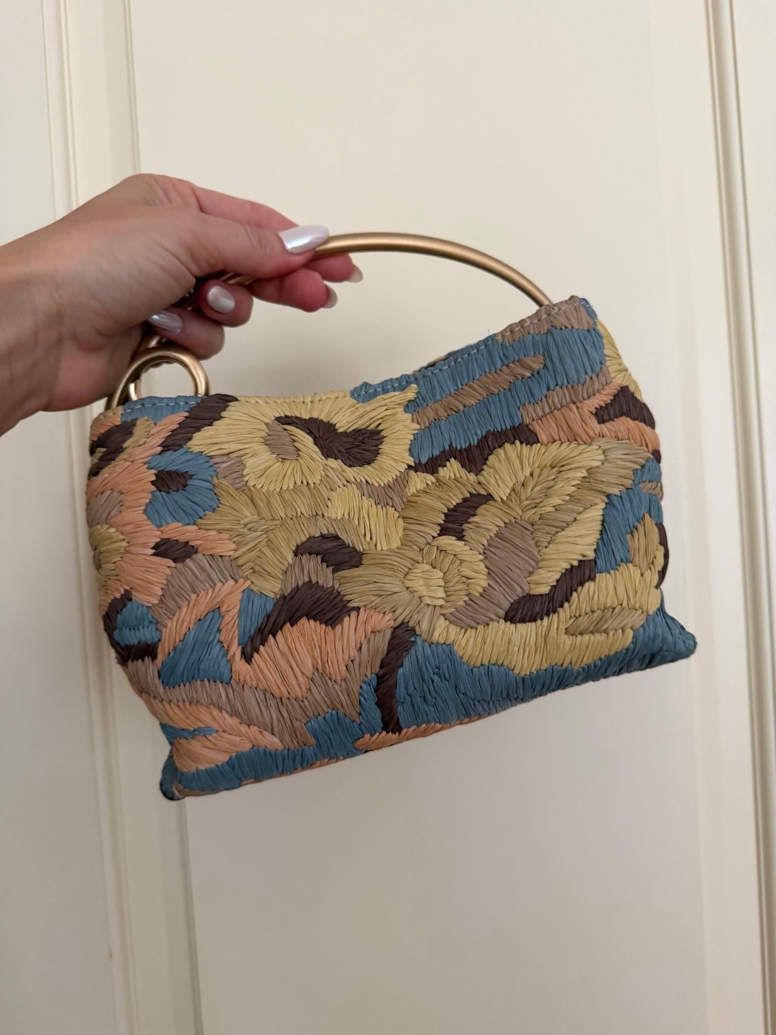 The perfect spring bag doesn’t exis….

#LTKootd #LTKWedding #LTKSeasonal