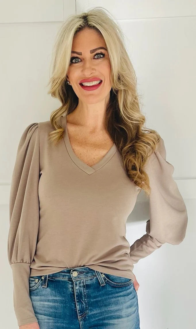 Finley Top in Taupe | Minette