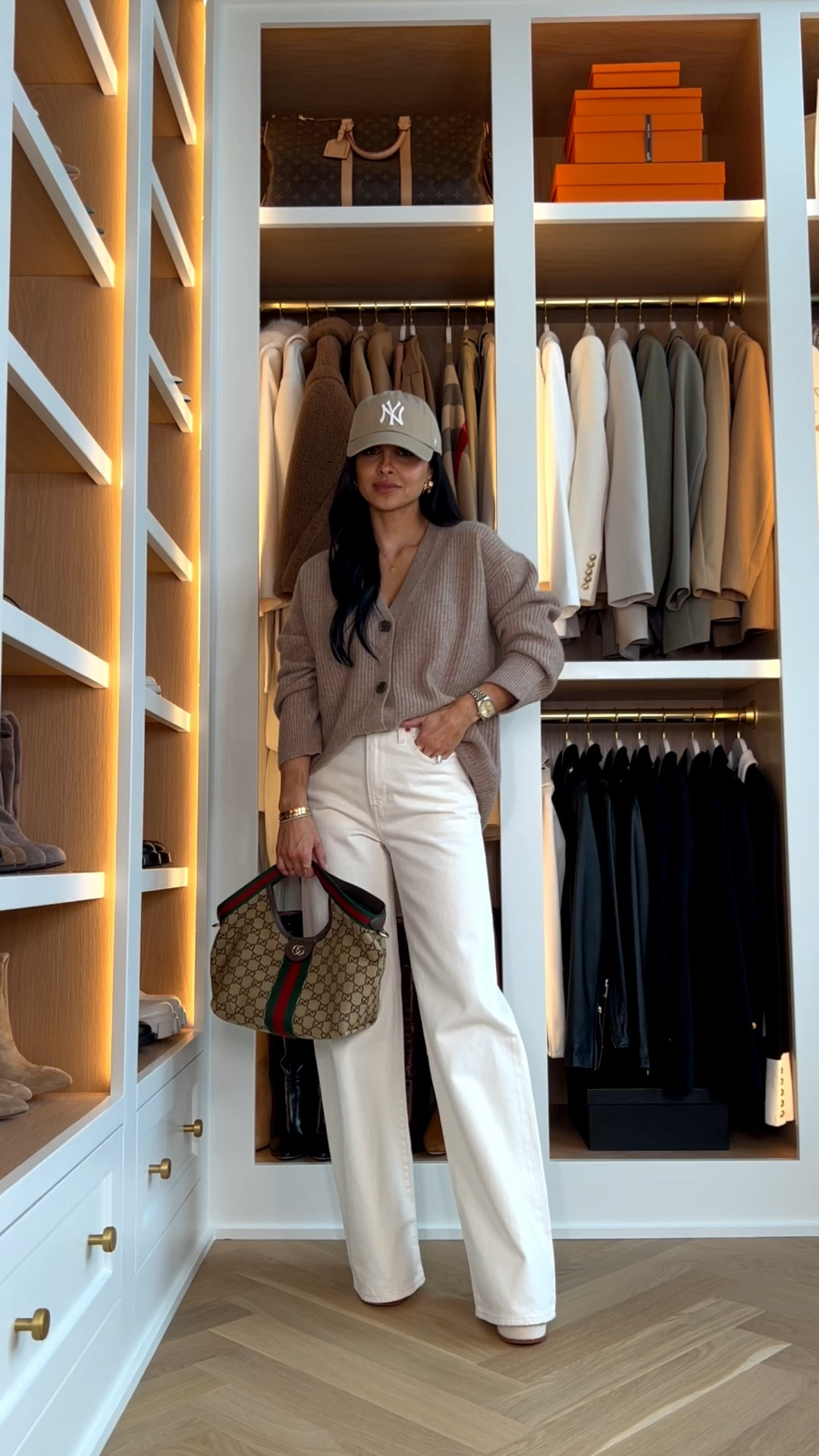 Causal weekend outfit wearing this viral cashmere cardigan under $150
Levis jeans run TTS
Gucci Giglio bag


#LTKFindsUnder100 #LTKStyleTip #LTKSeasonal