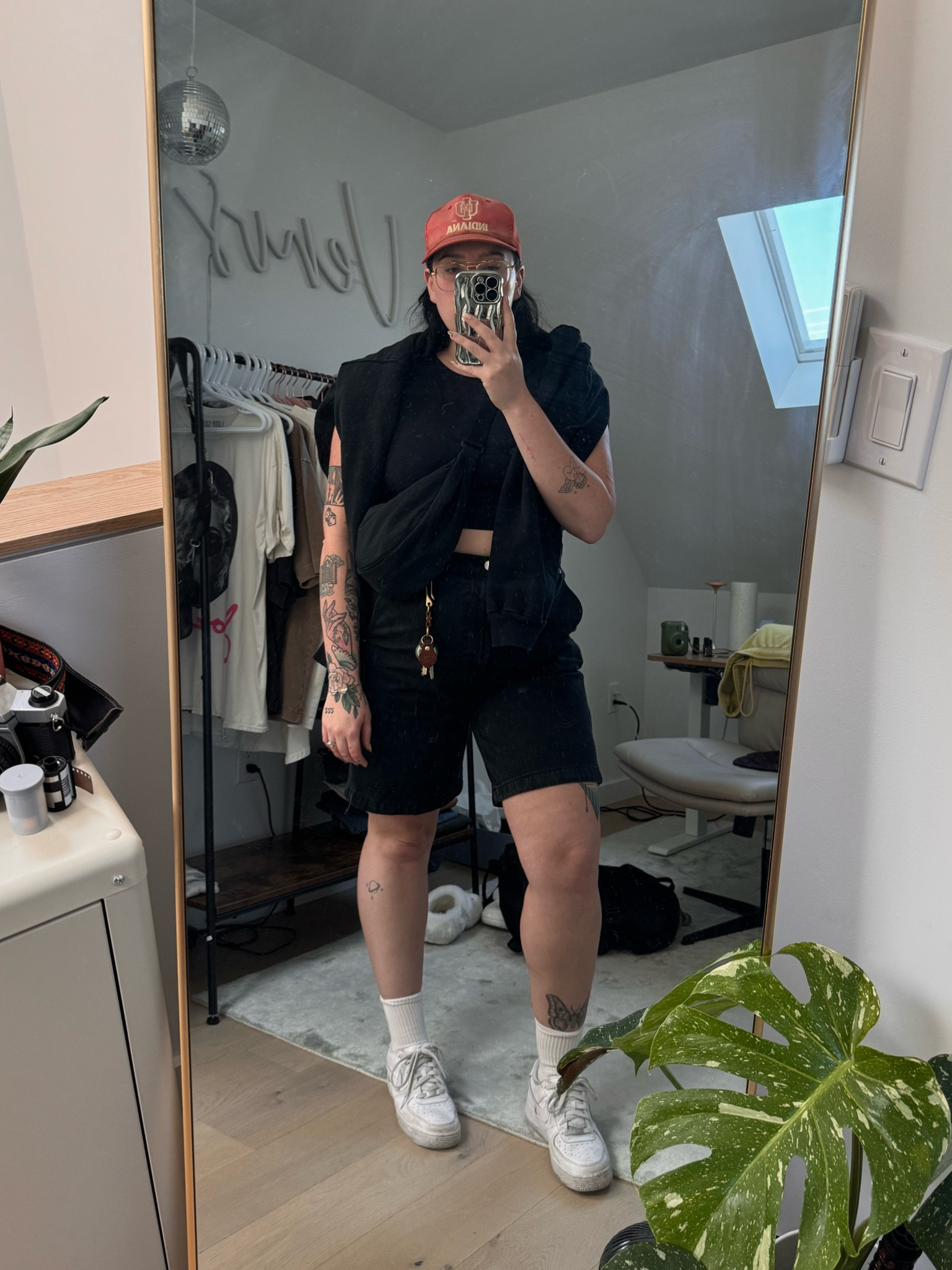 Casual Park Hang Outfit | Mid-Size Lesbian Style 🌳👟

Description:
Easy, comfy, and cute—this is the go-to look for a chill park hang or a late afternoon picnic:
🖤 Black mid-thigh shorts that don’t ride up (bless)
🧥 Oversized hoodie just in case the breeze hits
👟 Classic Air Force 1s to keep it effortlessly cool
✨ Mid-size (14/16) friendly + soft tomboy femme vibes

Whether you're tossing a frisbee, people-watching, or laying in the grass with a book and your girl, this fit gets it right. Some links may be affiliate links—I might earn a small commission if you shop through them 💸

#ParkOutfit #LesbianStyle #MidSizeFashion #TomboyFemme #CasualOutfitInspo #SummerOutfit2025 #AirForce1Style #OversizedHoodie #ComfyCute #AffiliateDisclosure 

 #LTKSeasonal #LTKMidsize