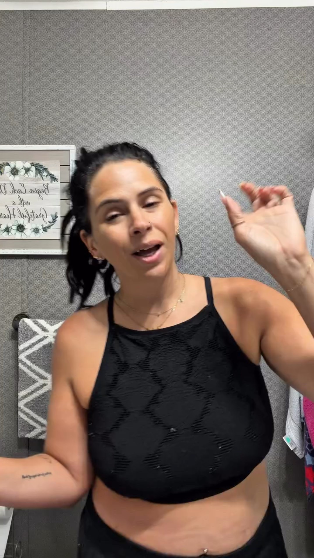 If I didn’t already have these… they’d 100% be on my Christmas list. Little things that make mom life, work life, and cozy-girl life so much better 

#momlife #giftideas #christmaswishlist #holidayvibes #everydaymom

Christmas gift ideas, mom lifestyle gifts, holiday wishlist, cozy girl essentials, best gifts for moms

#LTKstorytime #LTKGiftGuide #LTKHoliday