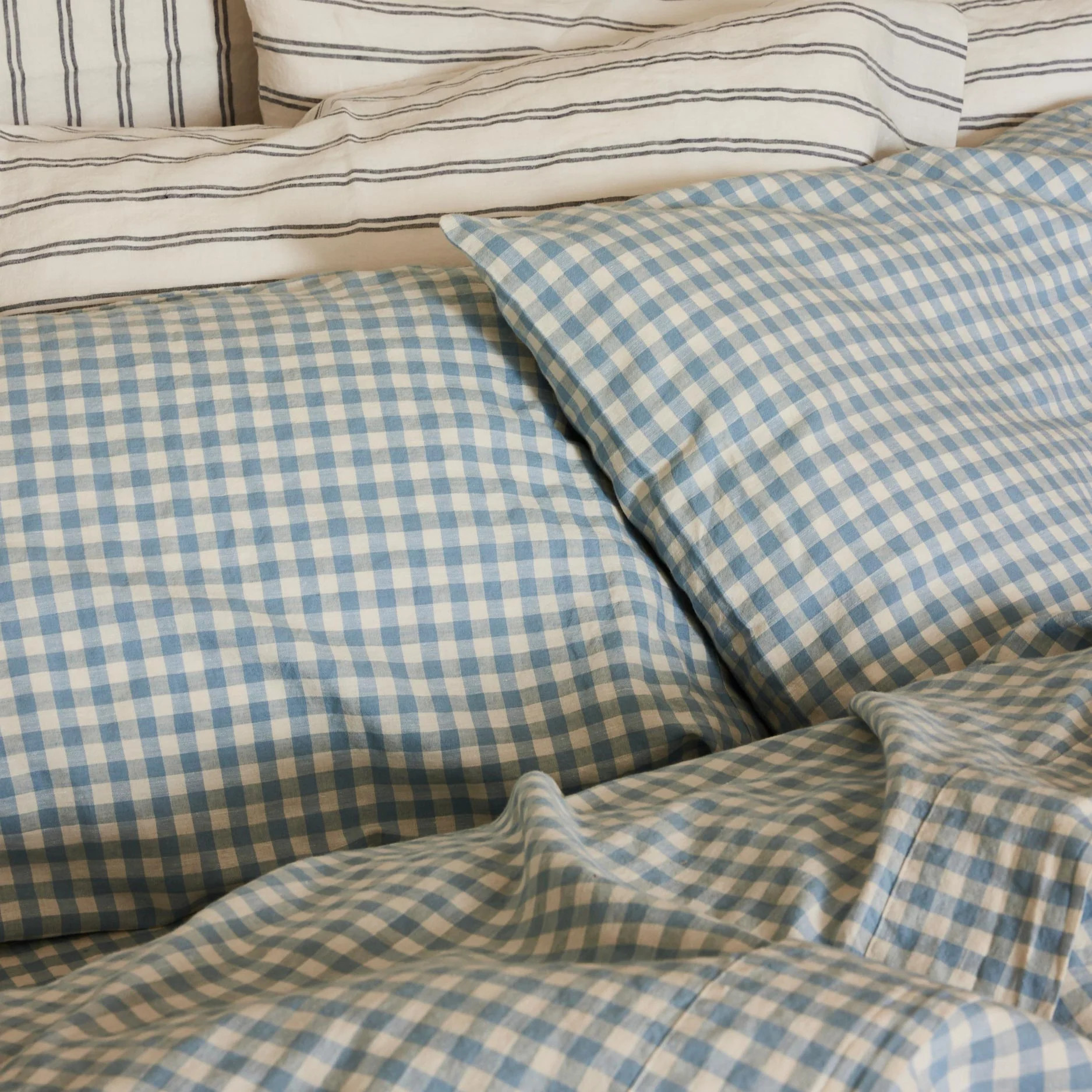 Warm Blue Gingham Linen Blend Pillowcase (Pair) | Piglet
