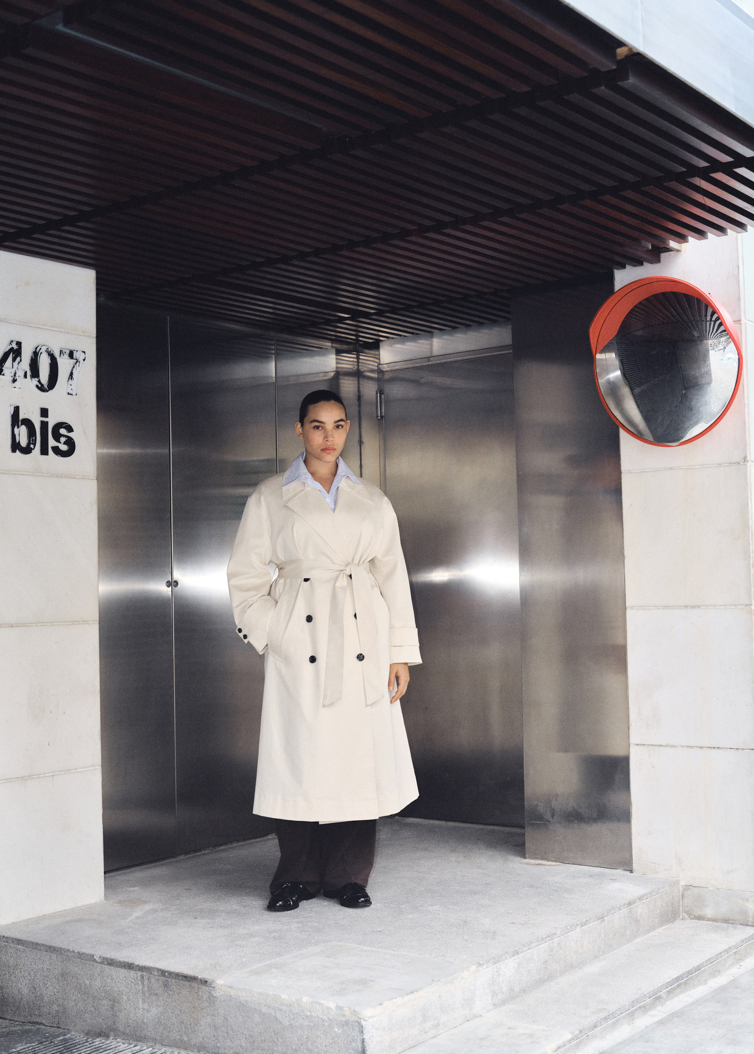Long oversized double-breasted trench coat - Women | MANGO USA | Mango (US/MX/AU)