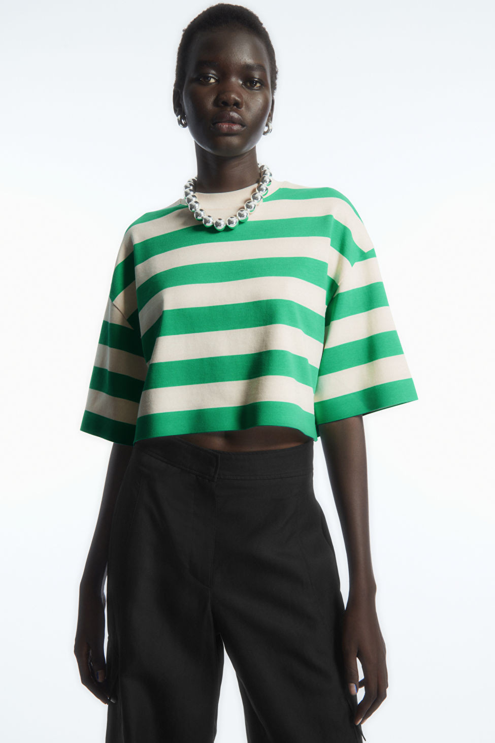 DAS VERKÜRZTE T-SHIRT | COS (EU)