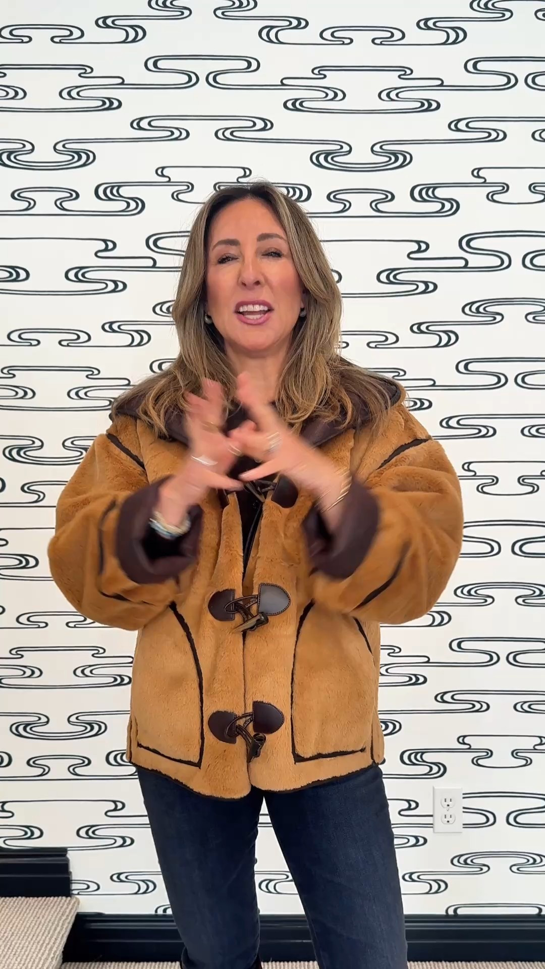 A reversible jacket is the ultimate wardrobe hero! 💫
Get double the style with this cozy, soft twofer! Faux leather on one side, faux fur on the other. It’s practical with pockets and a hood, plus it’s ridiculously cute. Two jackets in one means twice the looks without twice the price!

#LTKootd #LTKHoliday #LTKSeasonal