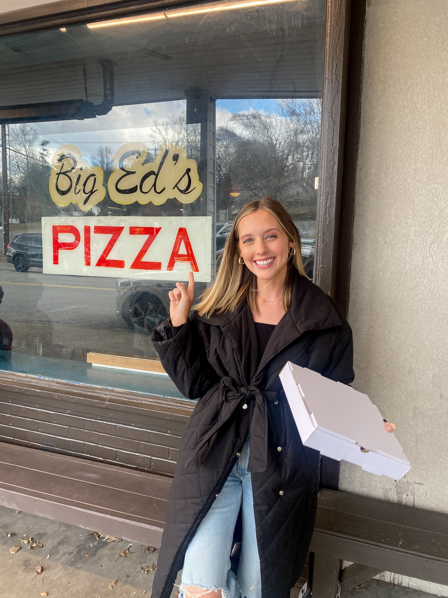 Basic everyday outfit for a chilly spring day! 🤍🌼 

#LTKActive #LTKxSephora