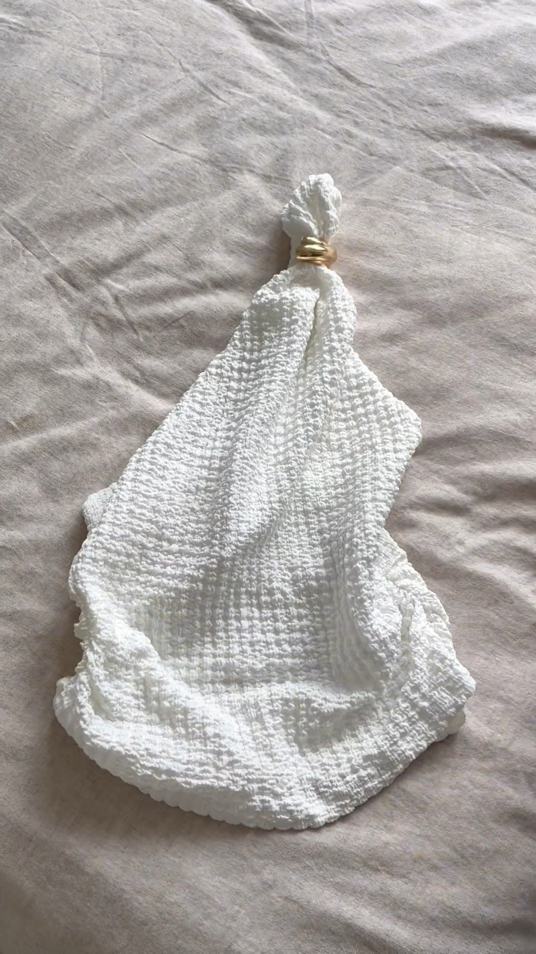 The £12.99 H&M top you need this summer. I bought my true size and it fits perfectly 

#LTKuk #LTKstyletip #LTKsummer