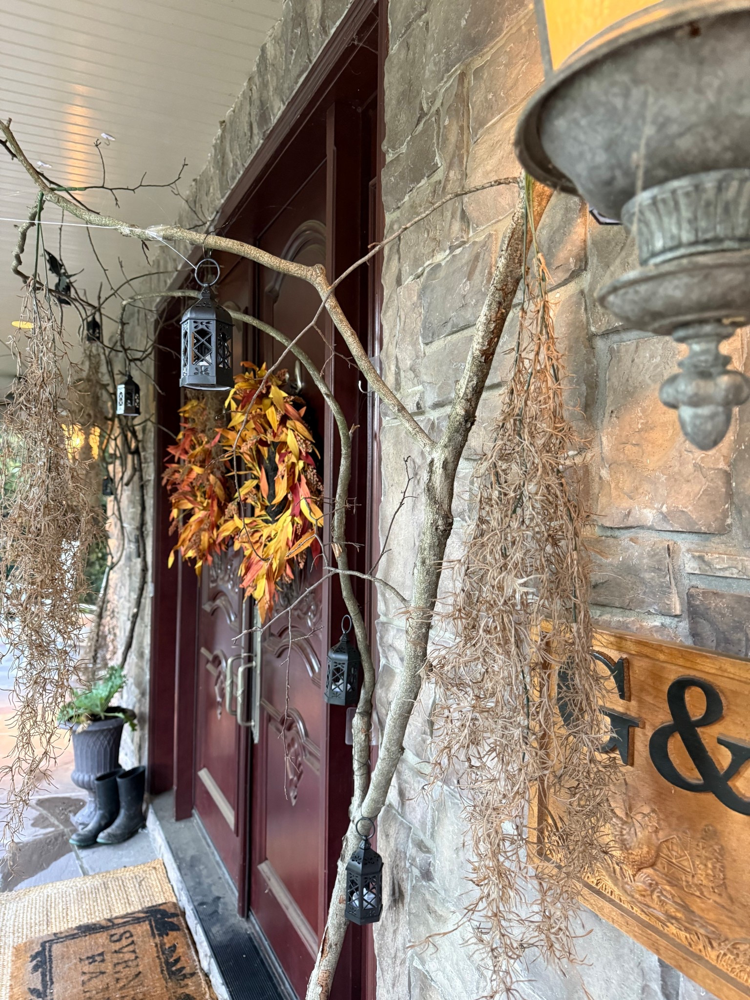 Halloween Moss 

#frontporch #halloweendecor #halloweenporchdecor

#LTKHalloween #LTKSeasonal