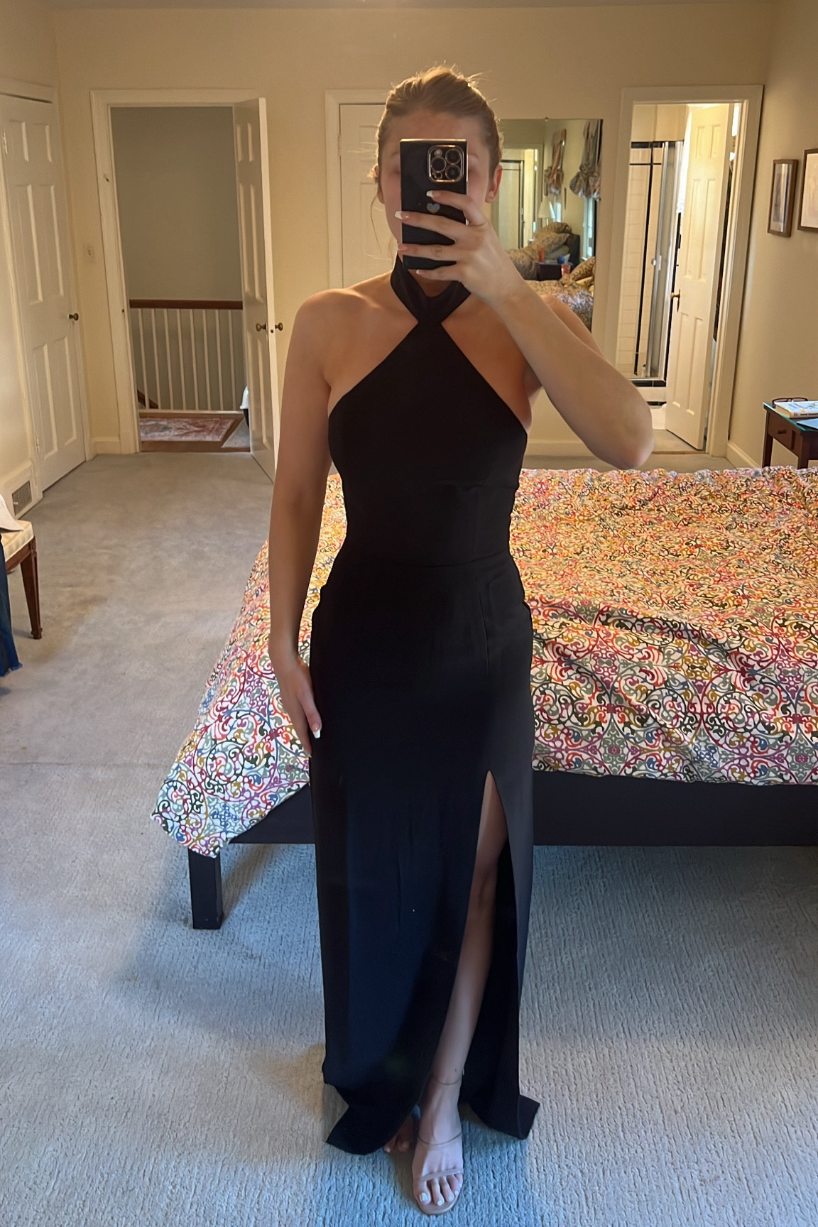 Love the neckline and the slit.Size Xs. 

#LTKparties #LTKwedding #LTKstyletip