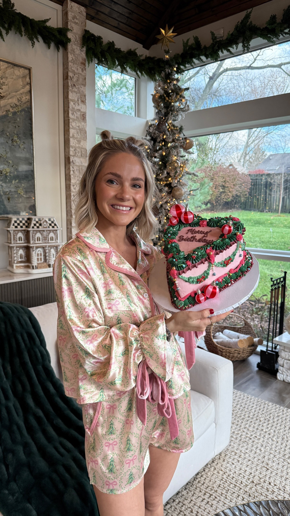 Amazon holiday pjs under $20! 

 #LTKHoliday #LTKFindsUnder50