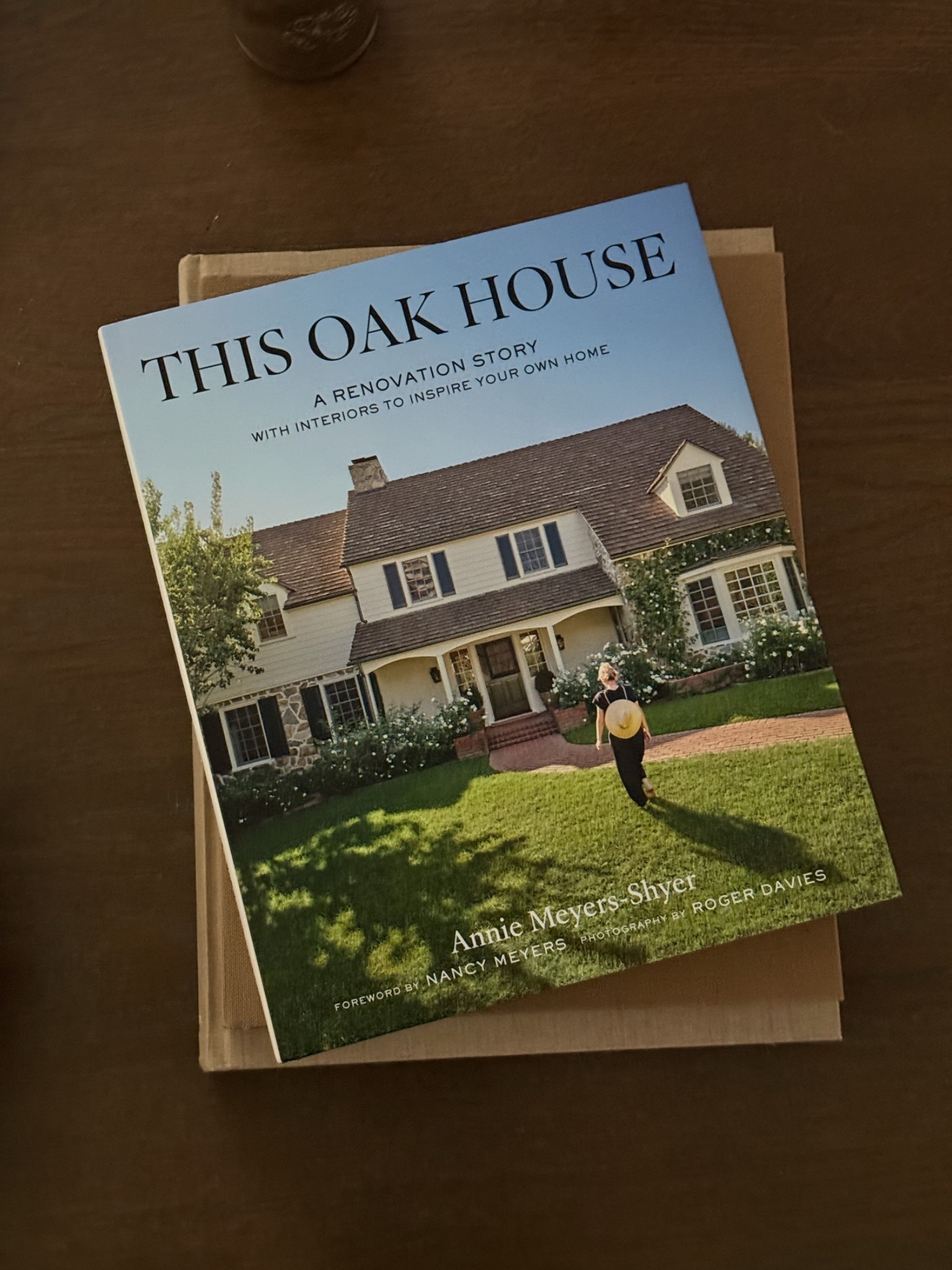 This oak house book

#LTKU #LTKSeasonal #LTKHome