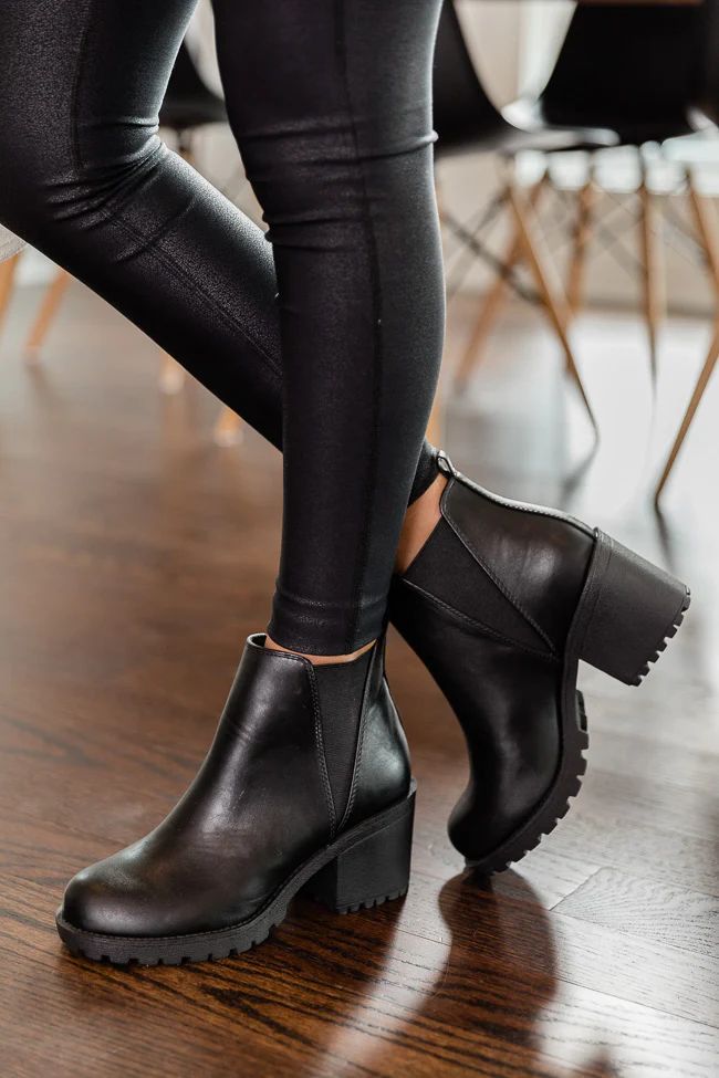 Deena Black Leather Platform Booties | Pink Lily