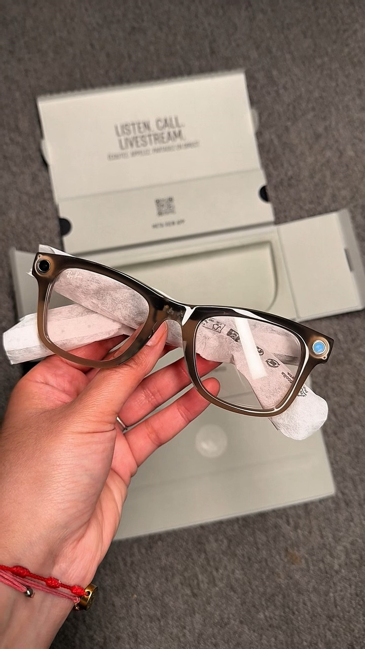 Ray-Ban Meta smart glasses 🤓 
#rayban #raybanmeta #meta #smartglasses 

#LTKGiftGuide