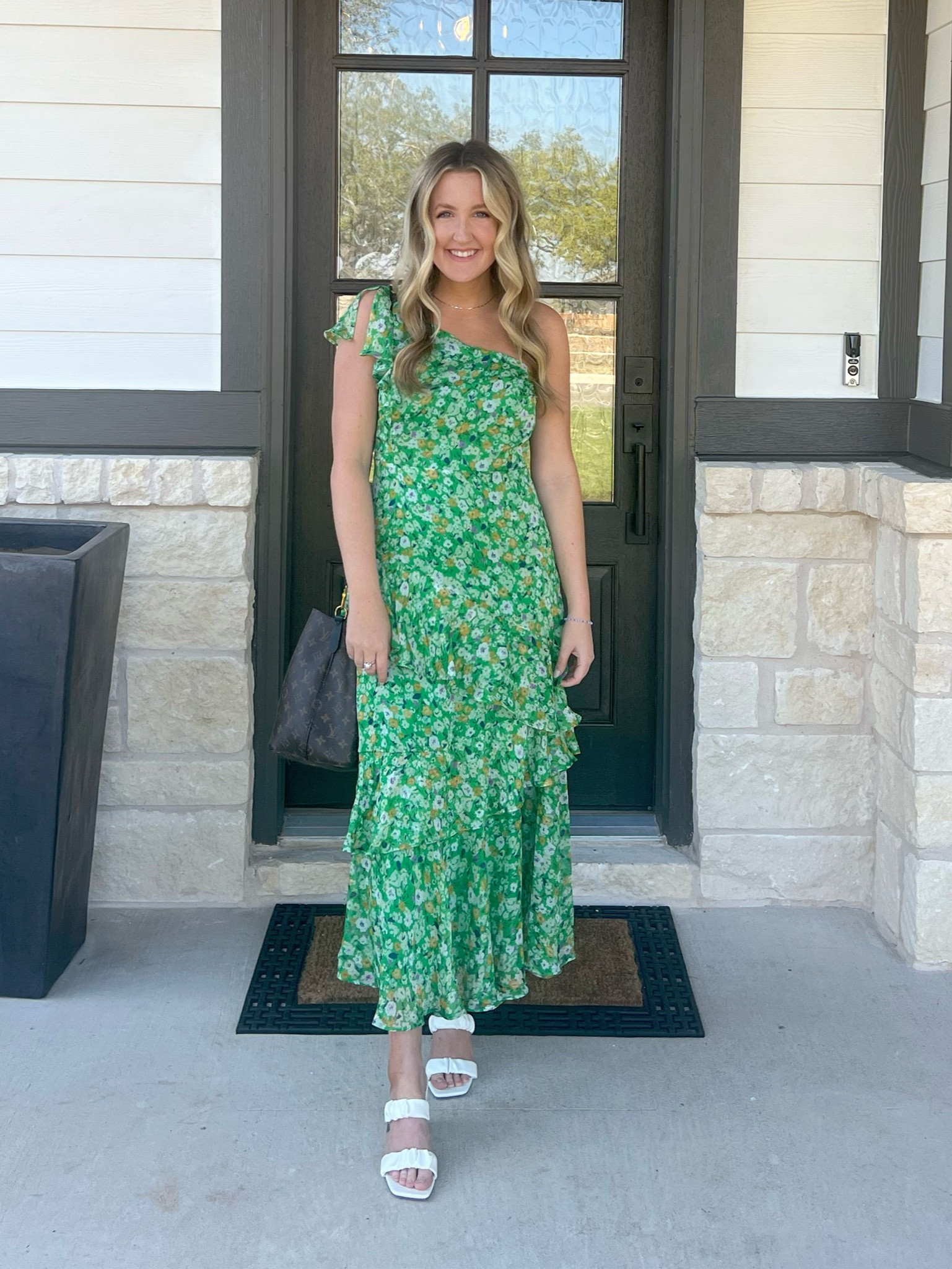Sharing this stunning ASTR The Label Dress I found on Amazon💚

#amazonfind #amazonfashion #amazondress #astrthelabel #dress #womensdress #maxidress #womensfashion #brunch #offshoulderdress #onsale #hightea #falldress #summerdress #vacationdress #vacationfinds

#LTKfindsunder100 #LTKmidsize #LTKstyletip