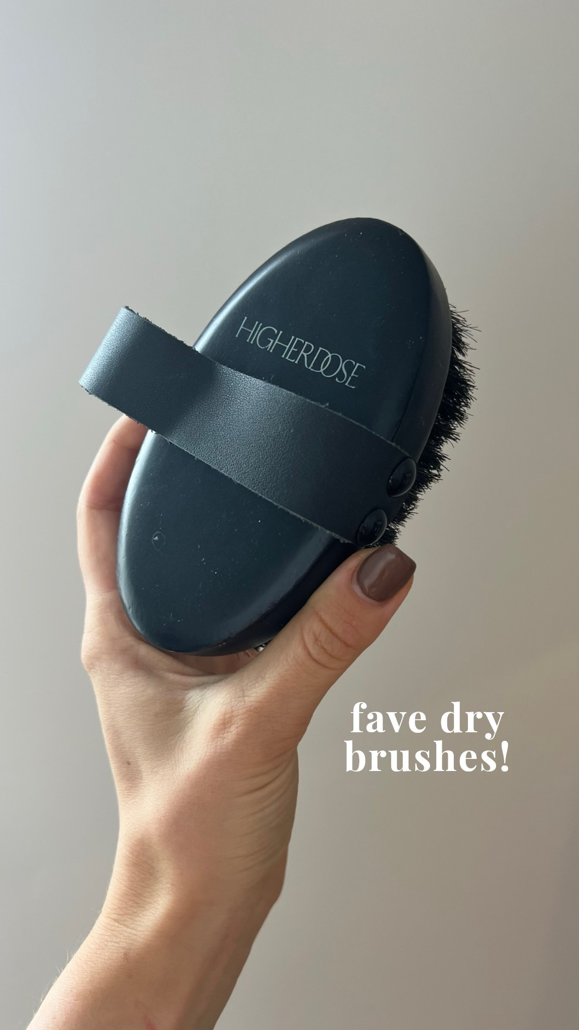 the easiest way to support your lymphatic system, boost circulation, and get silky smooth skin—dry brushing is a must. try it daily and thank us later!🫶🏼