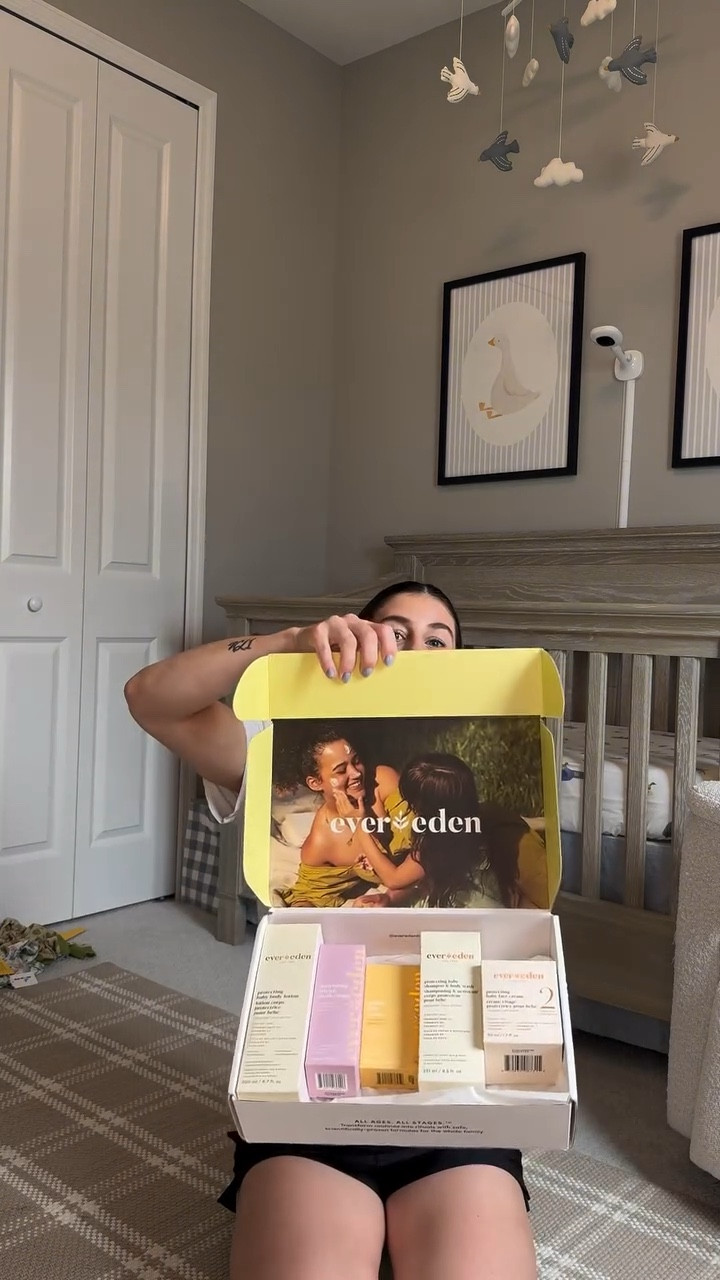 When a brand just gets you 🫶🏼 EverEden sent over the dreamiest PR box for this crunchy mama! Clean, safe, and thoughtfully made for both me & the littles. From belly balms to baby wash, every product is packed with non-toxic goodness 🙌🏼
Can’t wait to dive in and share our favorites 🌿 I will be purchasing some of their hair care products as well 💁🏻‍♀️

Everything is linked in my AMAZON if you want to check them out as well 🫶🏼💕 

#EverEdenPartner #CrunchyMomLife #CleanSkincare #NonToxicLiving #MomAndBabyCare #EverEden #MomApproved #CleanHaircare