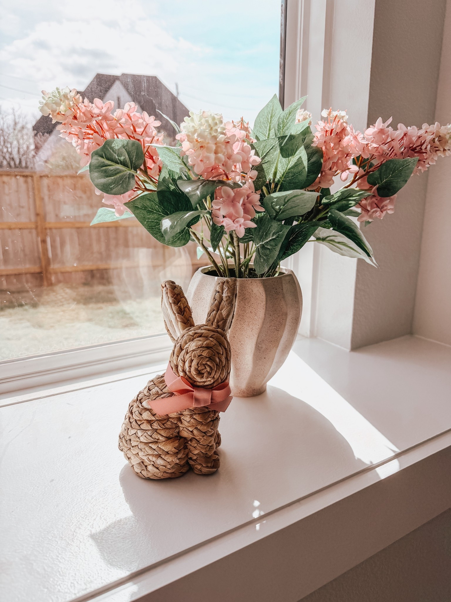 The bunny 😍

#easter #spring #homedecor

#LTKHome #LTKSeasonal #LTKdayinmylife