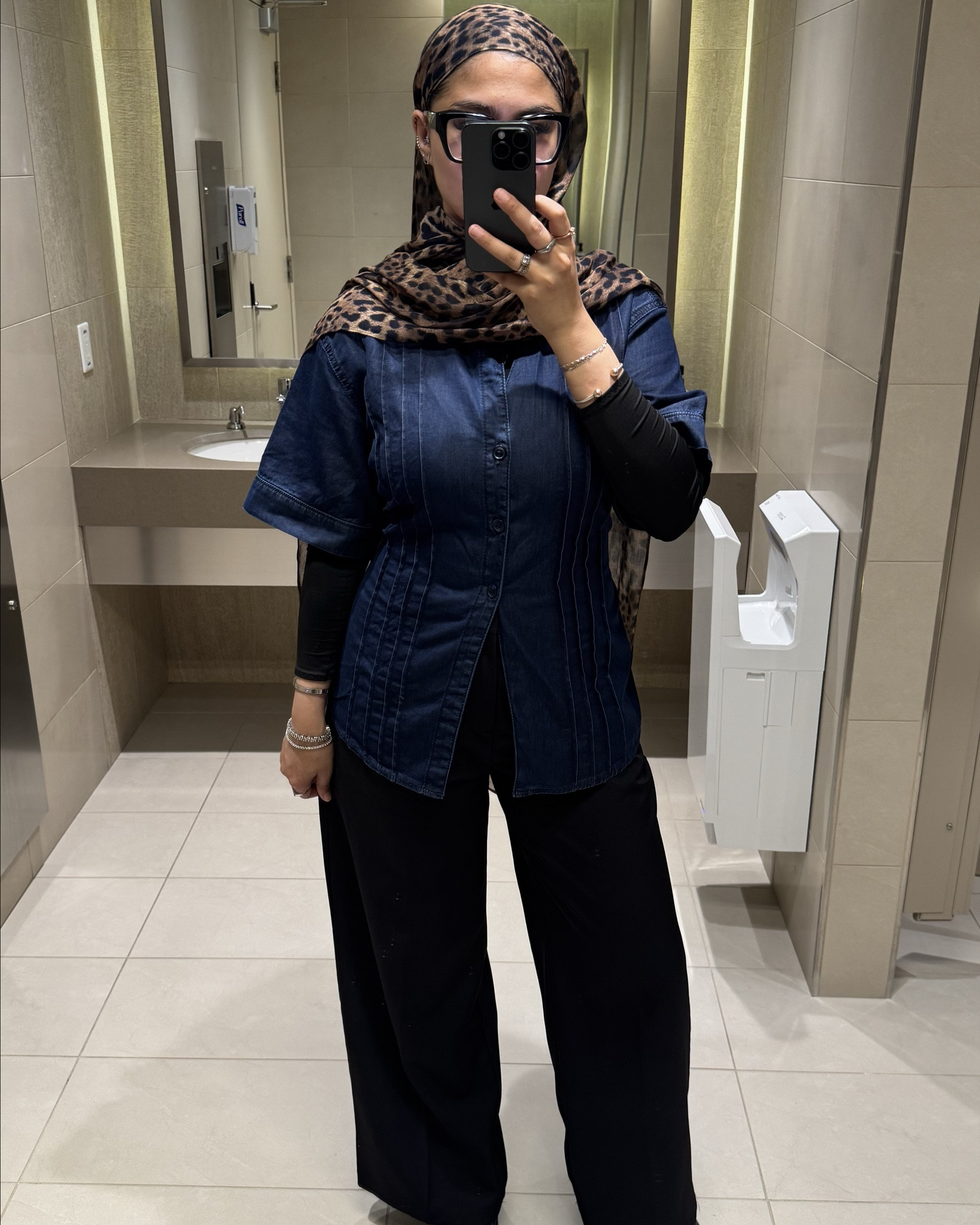 denim shirt

#LTKcanada #LTKmodest #LTKworkwear