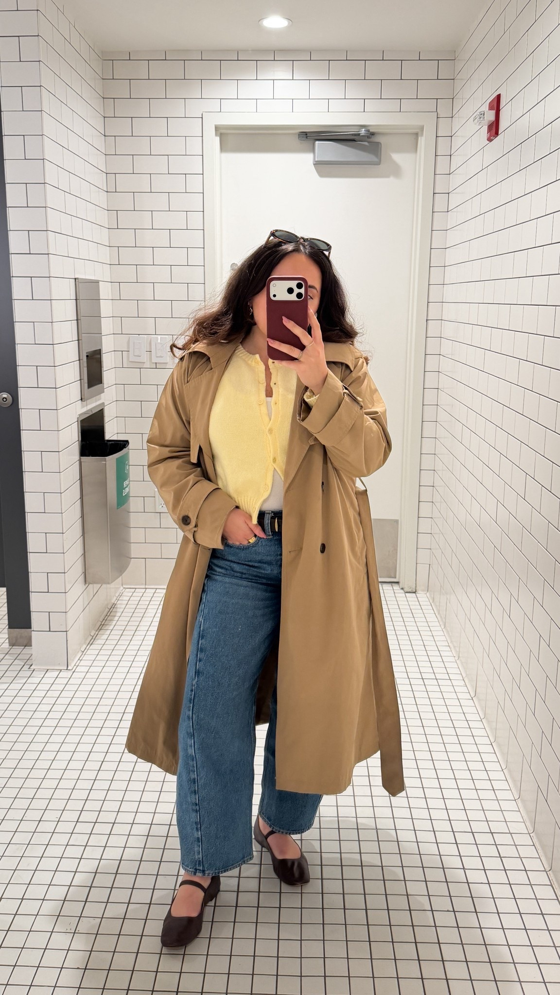 Loving this look for work! An easy barrel jean, a trench and my fav spring cardigan. The perfect combo! Save this for inspo later and follow me for more outfit inspiration 🤍

#LTKSaleAlert #LTKdayinmylife #LTKWorkwear