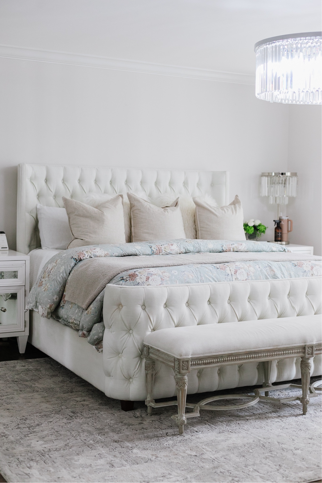 Master Bedroom Decor 🌿

master bedroom // master bedroom bedding // master bedroom furniture // bedding pillows // bedding // bedding ideas // bedroom inspo // bedroom decor // bedroom ideas // comforter set // bed comforter

#LTKFindsUnder100 #LTKSeasonal #LTKHome