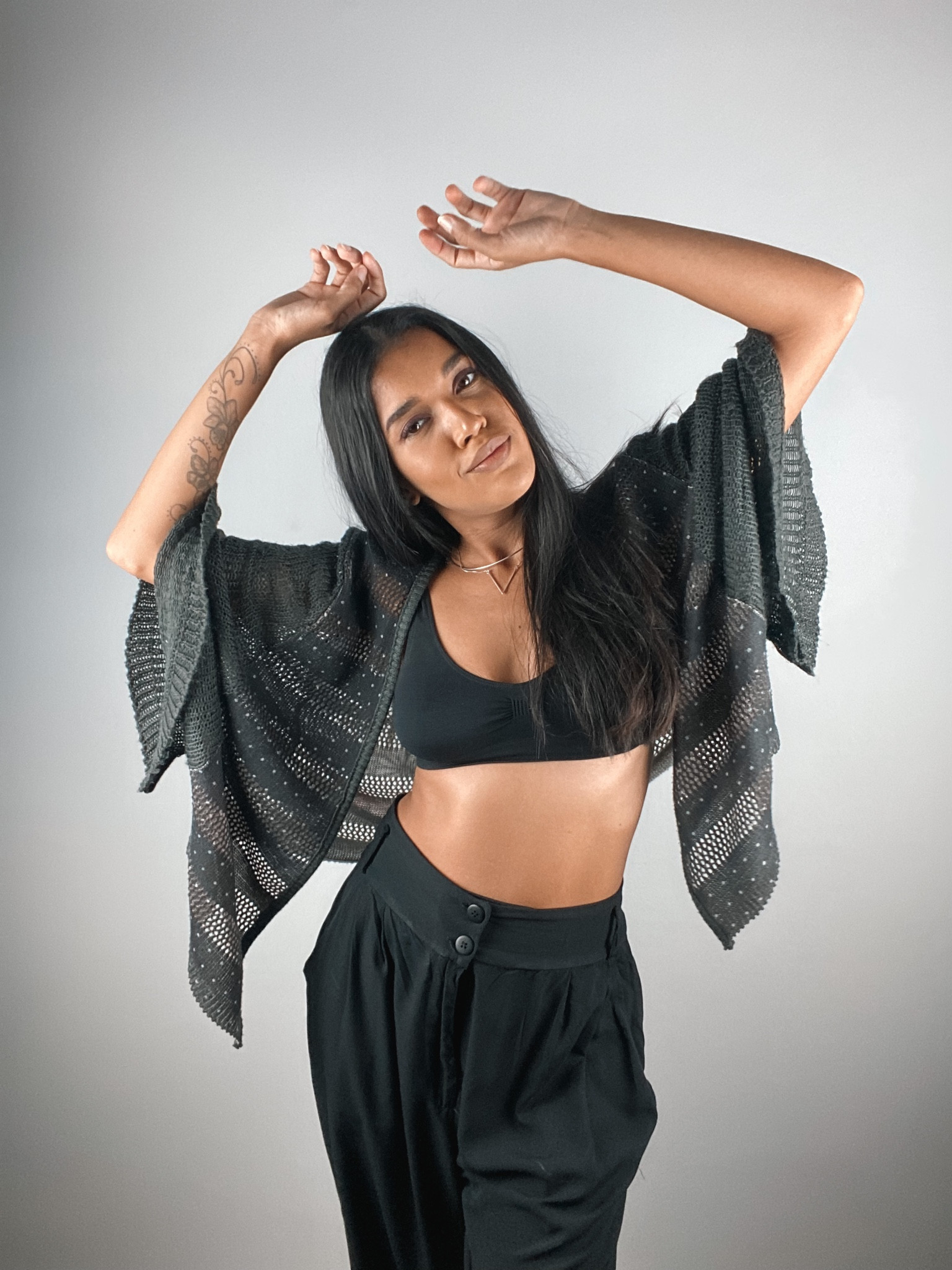 Amo peças minimalistas e essa pantalona é uma peça super coringa no meu guarda roupa🖤
Encontrei uma muito parecida no site da #dafiti e vou deixar o produto disponível na publicação p vocês 
#pantalona #look #lookallblack

#LTKbrasil #LTKU #LTKstyletip