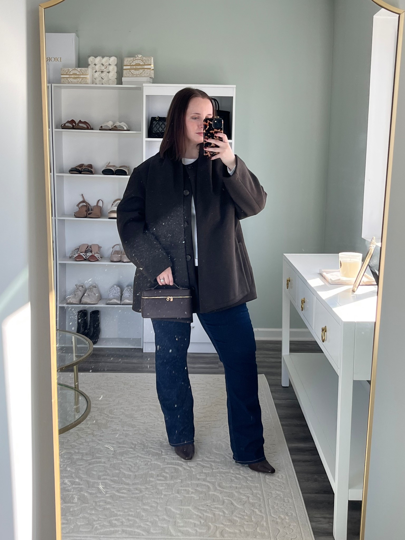 New H&M coat 🤎

Outfit inspo, ootd, outfit ideas, midsize fashion, fall style, winter fashion, boots, chocolate brown, fall purse, poncho, sweater, knit, coat, fur coat, scarf, jacket 

#LTKMidsize #LTKStyleTip #LTKSeasonal