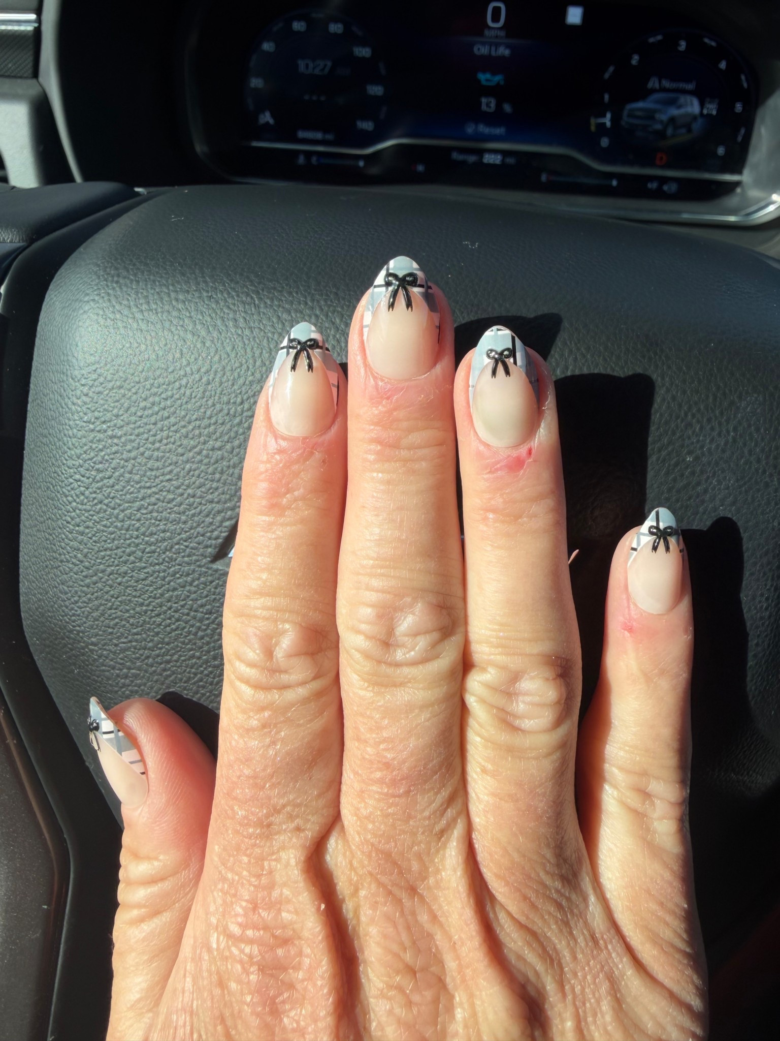 $10 mani. But make it fall. 

Love these glue on nails. The plaid and the little bows are giving fall.

#mani #glueonnails #nailinspo

#LTKStyleTip 

#LTKBeauty #LTKSeasonal