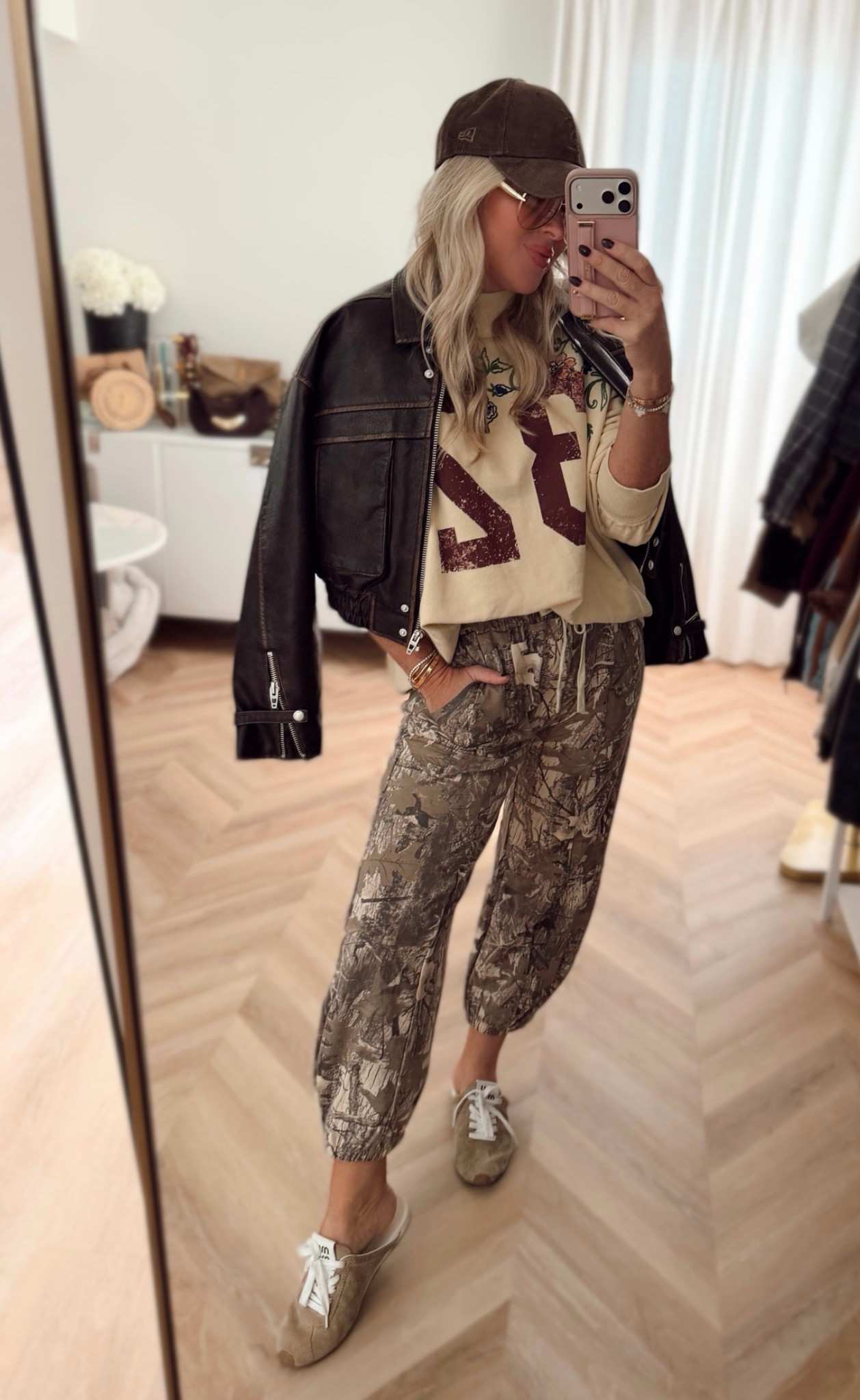 Monday OOTD🤎🍂
I’m in smalls.

#LTKootd #LTKSeasonal #LTKTravel