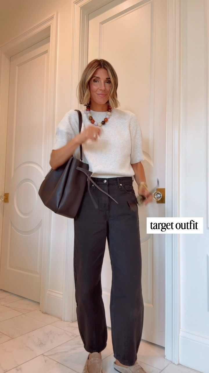 Some really good @target basics for fall including this short sleeve sweater and brown barrel jeans. Both fit tts

#LTKdayinmylife #LTKgrwm