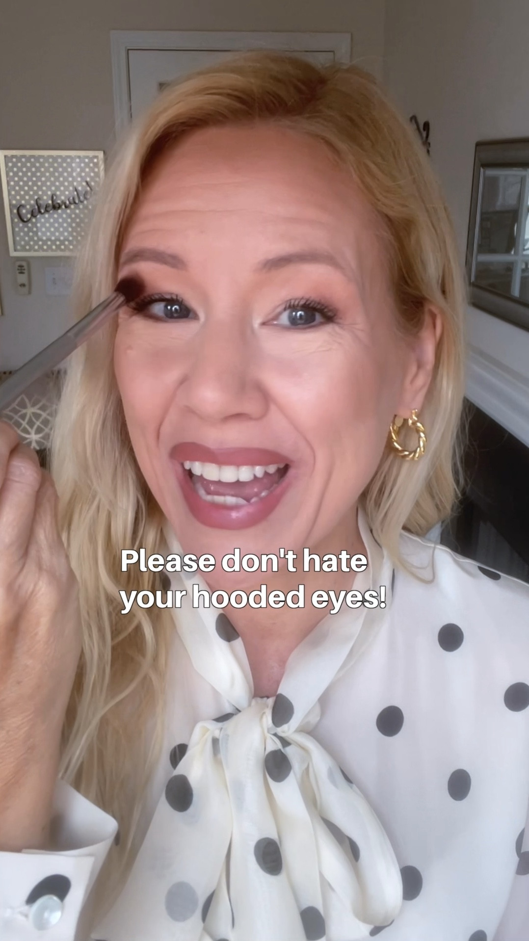 Ladies with hooded eyes: YOU are beautiful! Look at all these gorgeous women! 
Do you need tips on how to apply eyeshadow on your hooded eyes? Comment “tutorial” and then immediately check your DMs! ❤️‍🔥

#LTKOver40 #LTKBeauty