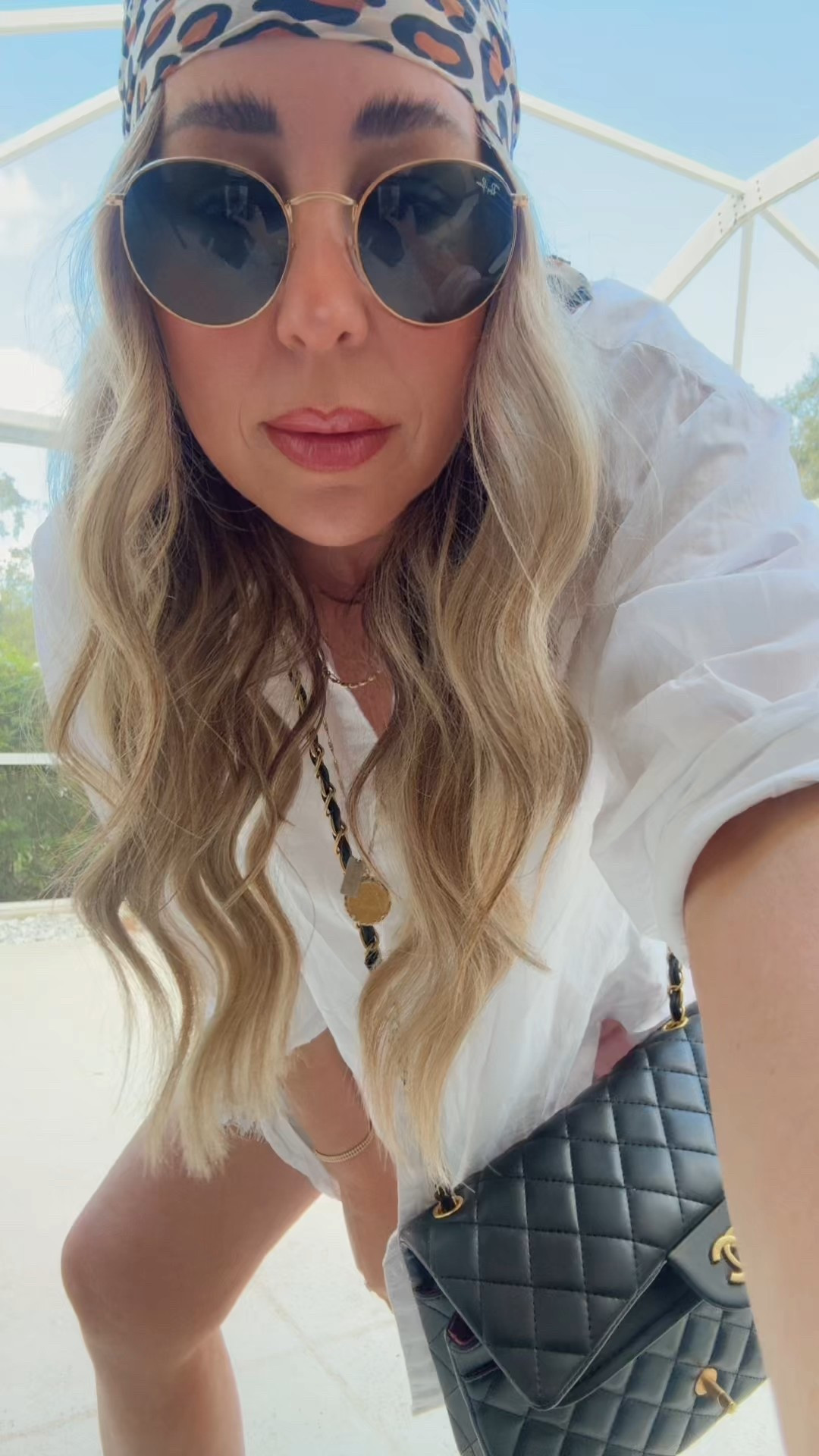 A weekend mom on the go outfit of the day! 



#LTKFindsUnder100 #LTKmomlife #LTKdayinmylife