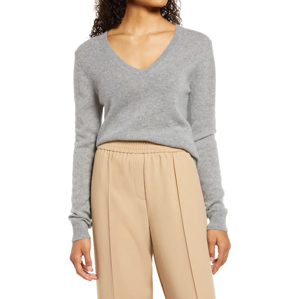 Nordstrom V-Neck Cashmere Sweater in Grey Heather at Nordstrom Rack, Size Xx-Large | Nordstrom Rack
