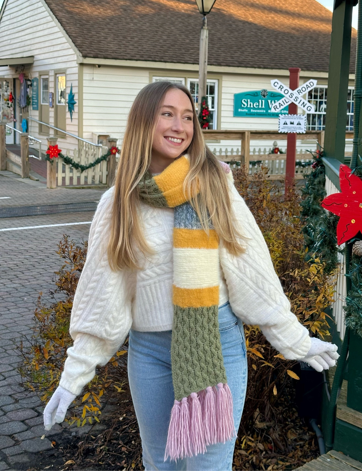 The perfect white/cream sweater🤍

Comes in three colors from Abercrombie. Wearing a size XXS/XS.

The style is baggy and slightly cropped.

For reference, I am 5’4”, 25.75” waist, and 34a bust, and this fits great!

#LTKsalealert #LTKfindsunder50 #LTKstyletip
