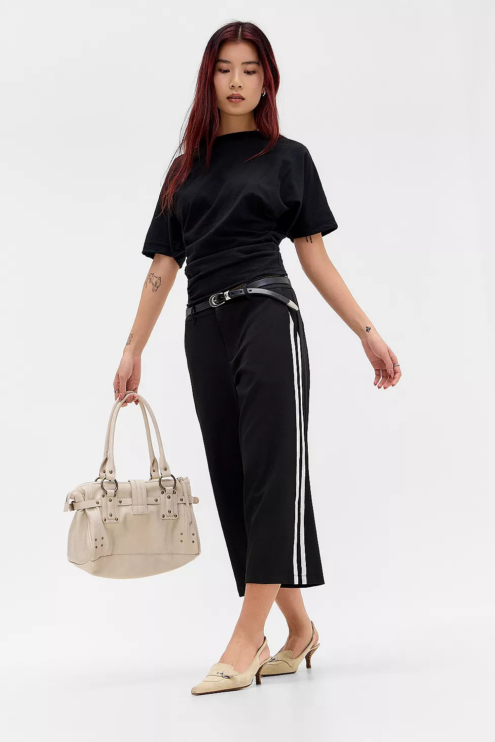 Lioness Genesis Crop Trousers | Urban Outfitters UK