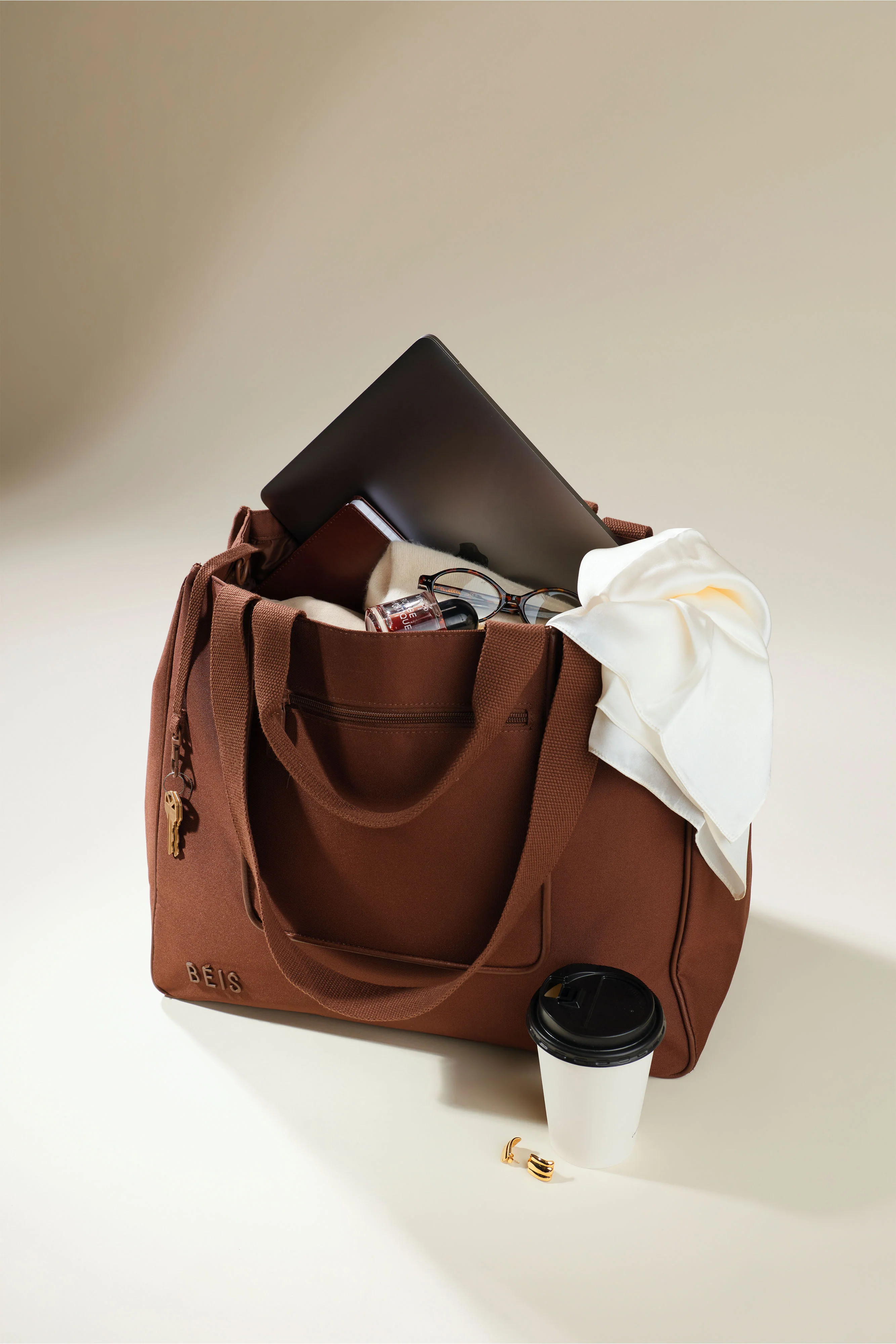 The East To West Tote 
                in Maple | BEIS