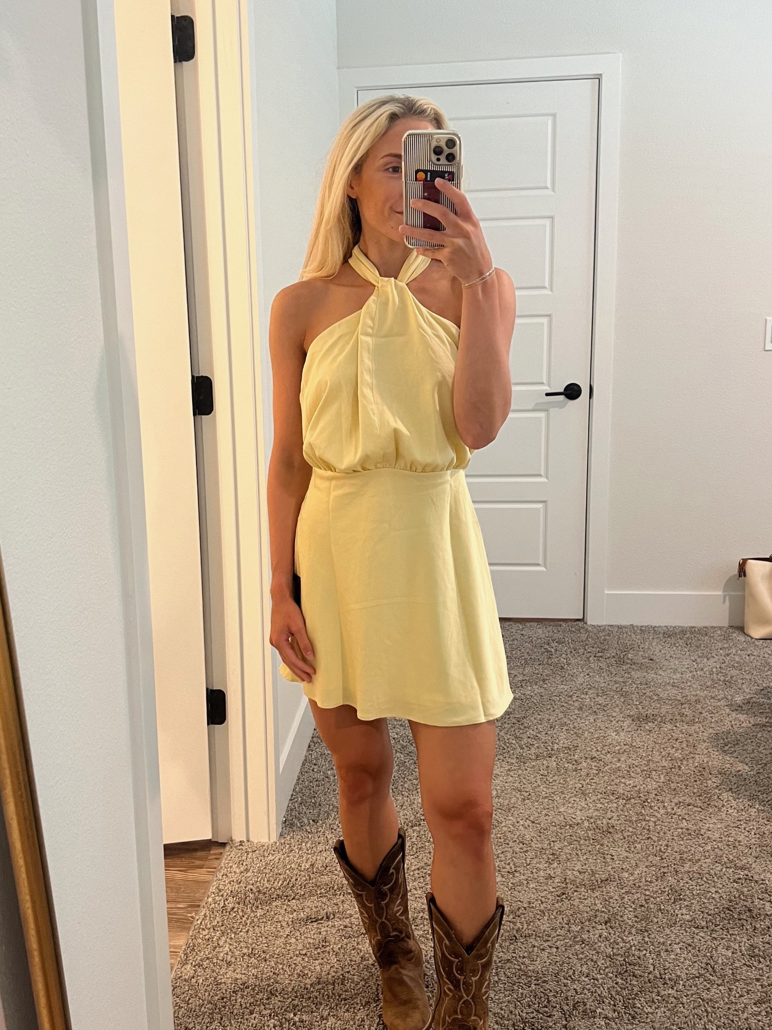 Butter Yellow Halter Dress

Lulus, mini dress, butter yellow, cocktail, summer dress, spring, vacation 

#LTKSeasonal #LTKSummerEdit #LTKStyleTip