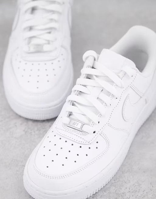Nike Air Force 1 '07 in white | ASOS (Global)