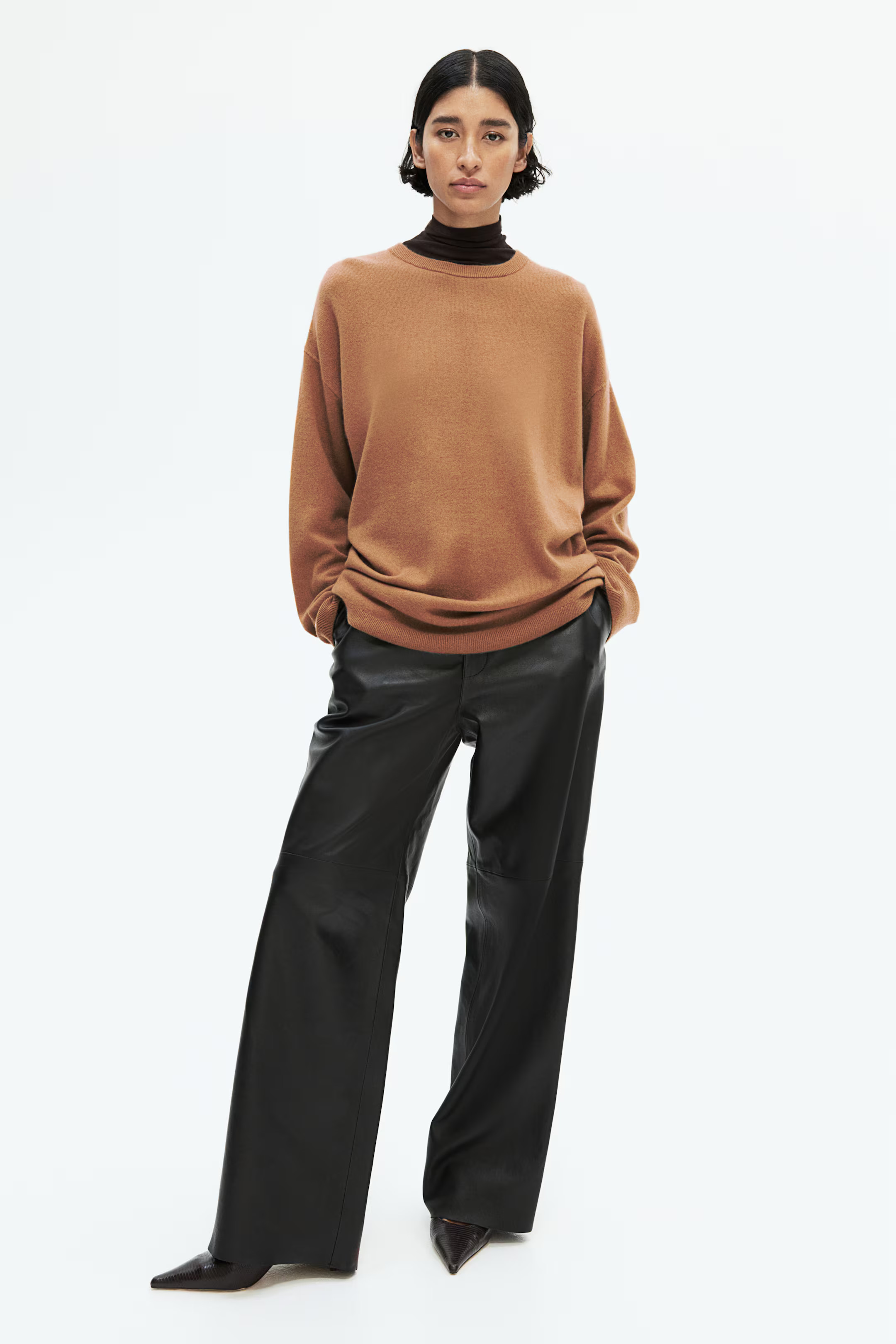 Oversized cashmere jumper | H&M (UK, MY, IN, SG, PH, TW, HK)