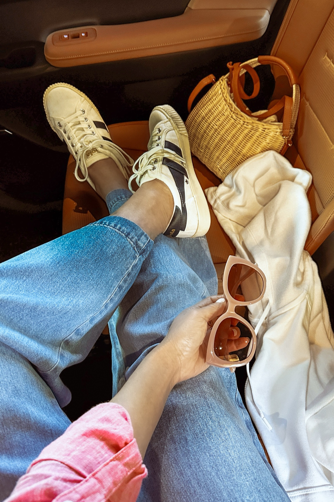 My kind of mom's style. :)

@talbotsofficial #talbotspartner #mytalbots
