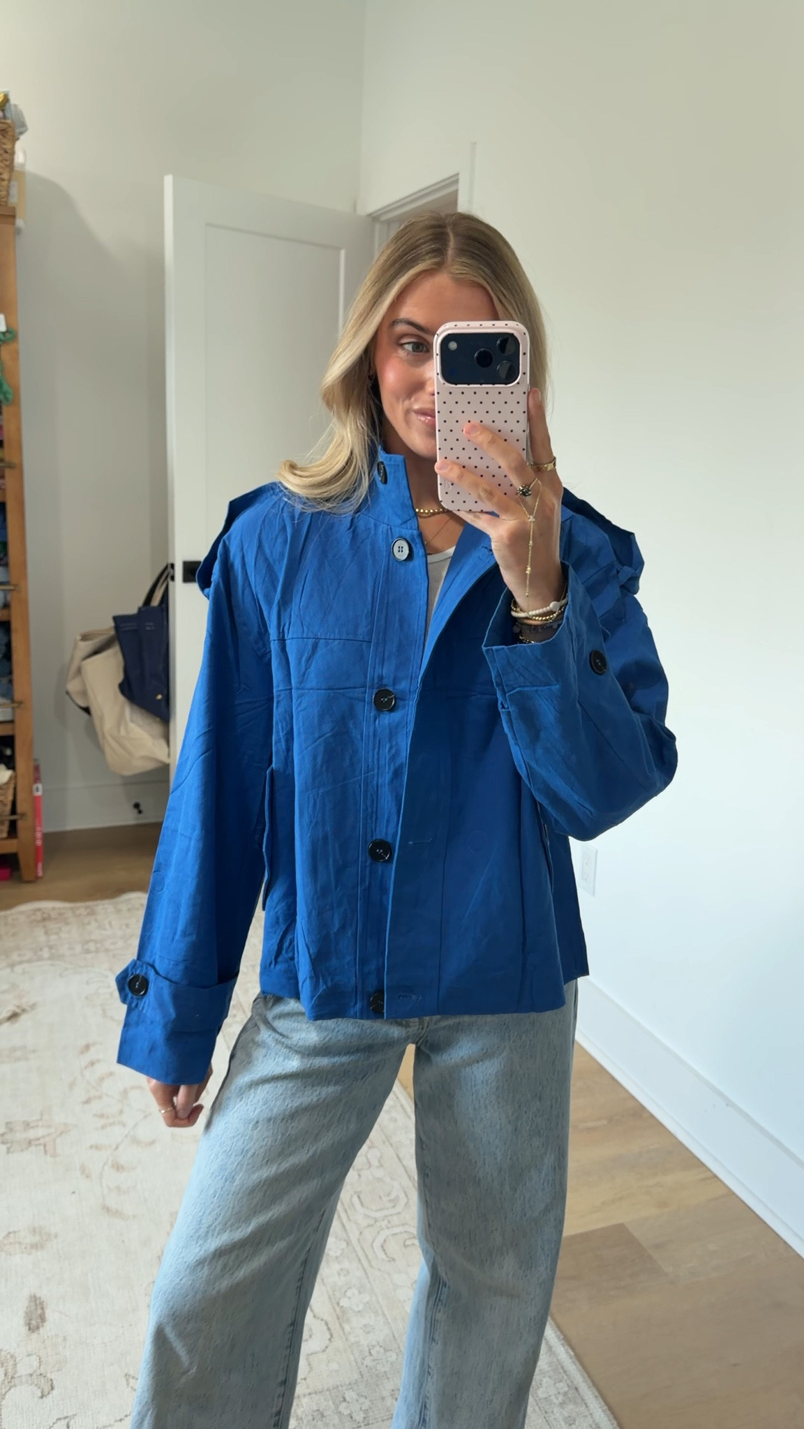 Amazon size small Women's Cropped Trench Coat Casual Oversized Button Down Jacket
Long Sleeve, Stand Collar, Epaulet Detail, Adjustable Cuffs, Side Pockets, Casual Daily Wear, Spring Fall Outerwear

#LTKootd #LTKSeasonal #LTKSaleAlert